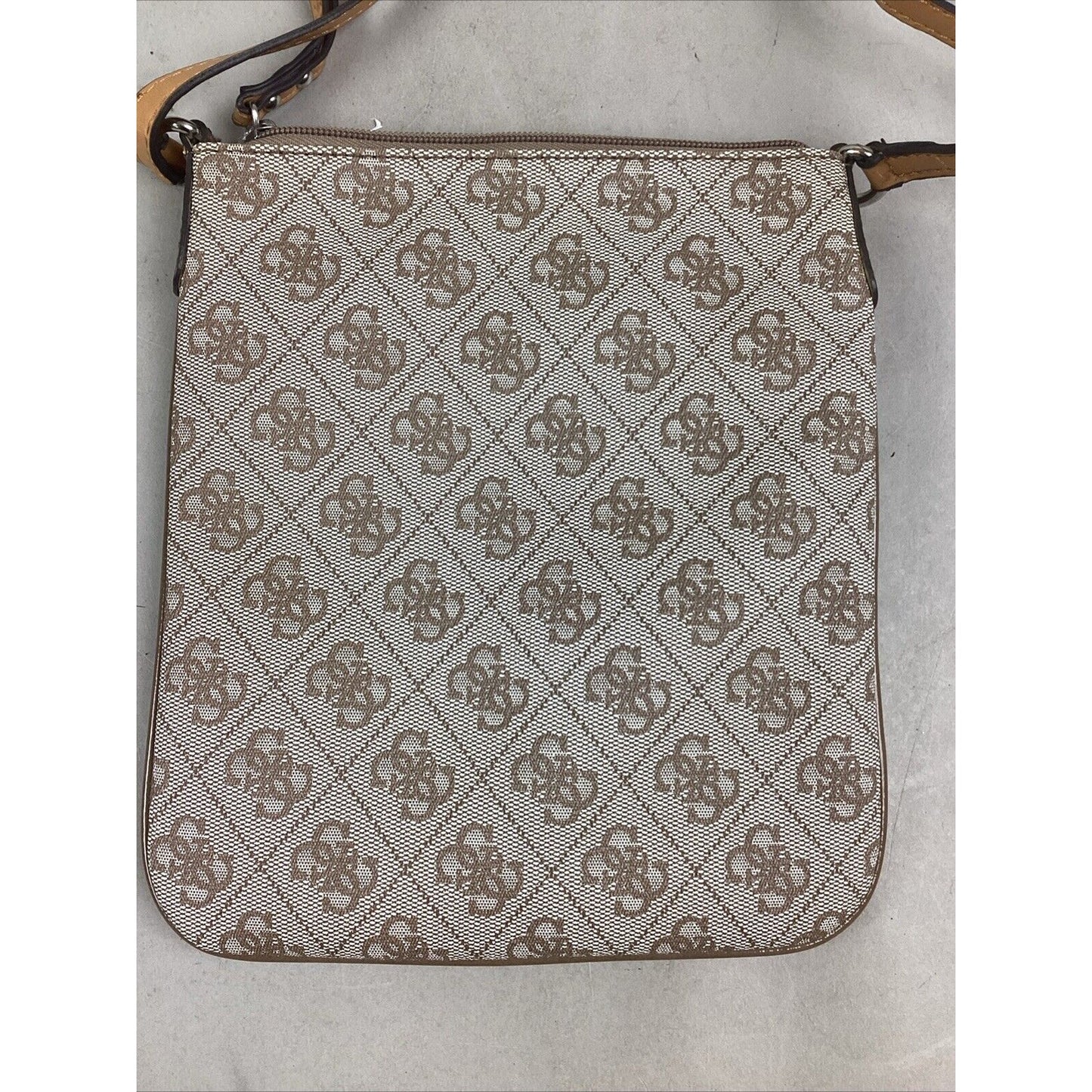 Guess Small Crossbody Purse/Bag - 8 3/4”x7.5”