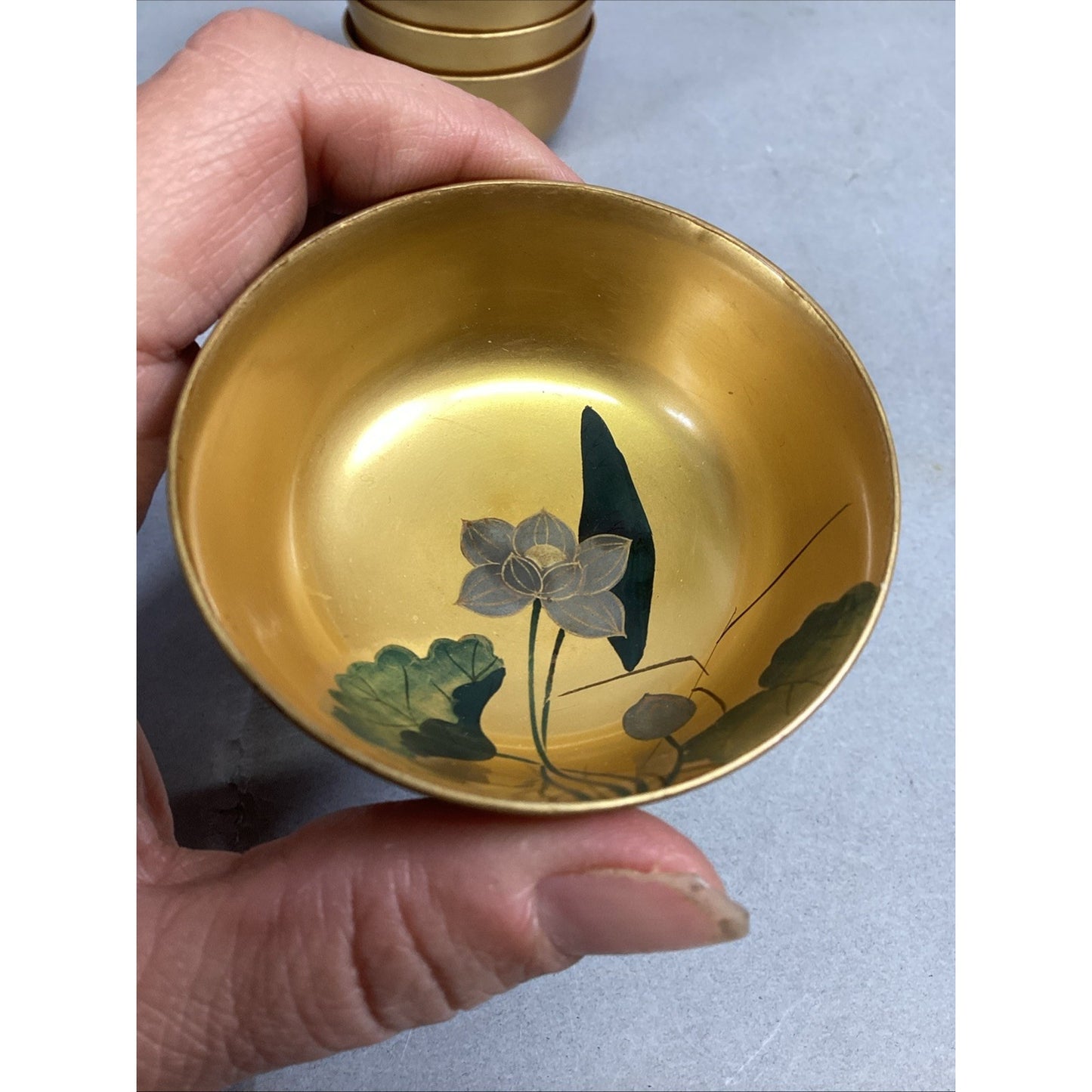 Set Of 6 Japanese Gold Floral Hand Painted Sake Cups