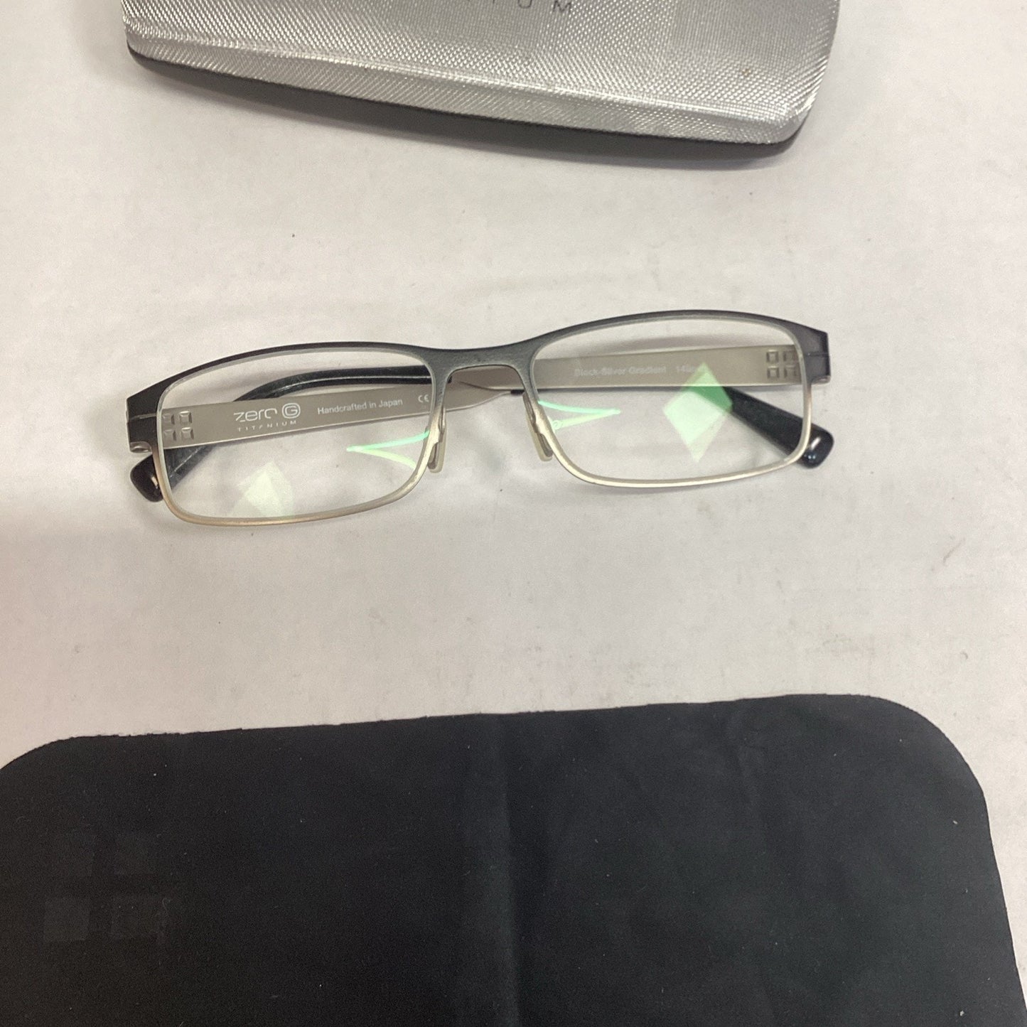 Zero G Titanium Brookville Black Silver Gradient 140mm Glasses W/ Hard Case