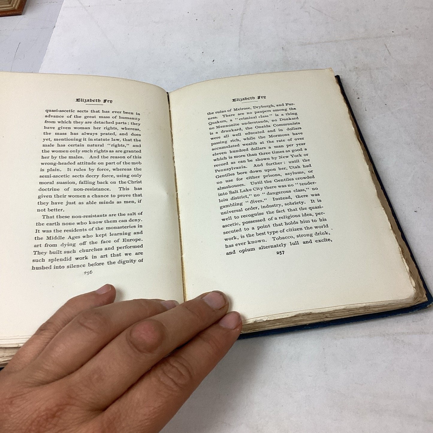 Little Journeys to the Homes of Famous Women by Elbert Hubbard - 1901