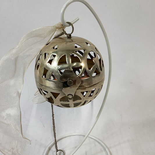 Silver-Plated Pomander Potpourri Ornament Ball Hinged Perforated Sphere Decor