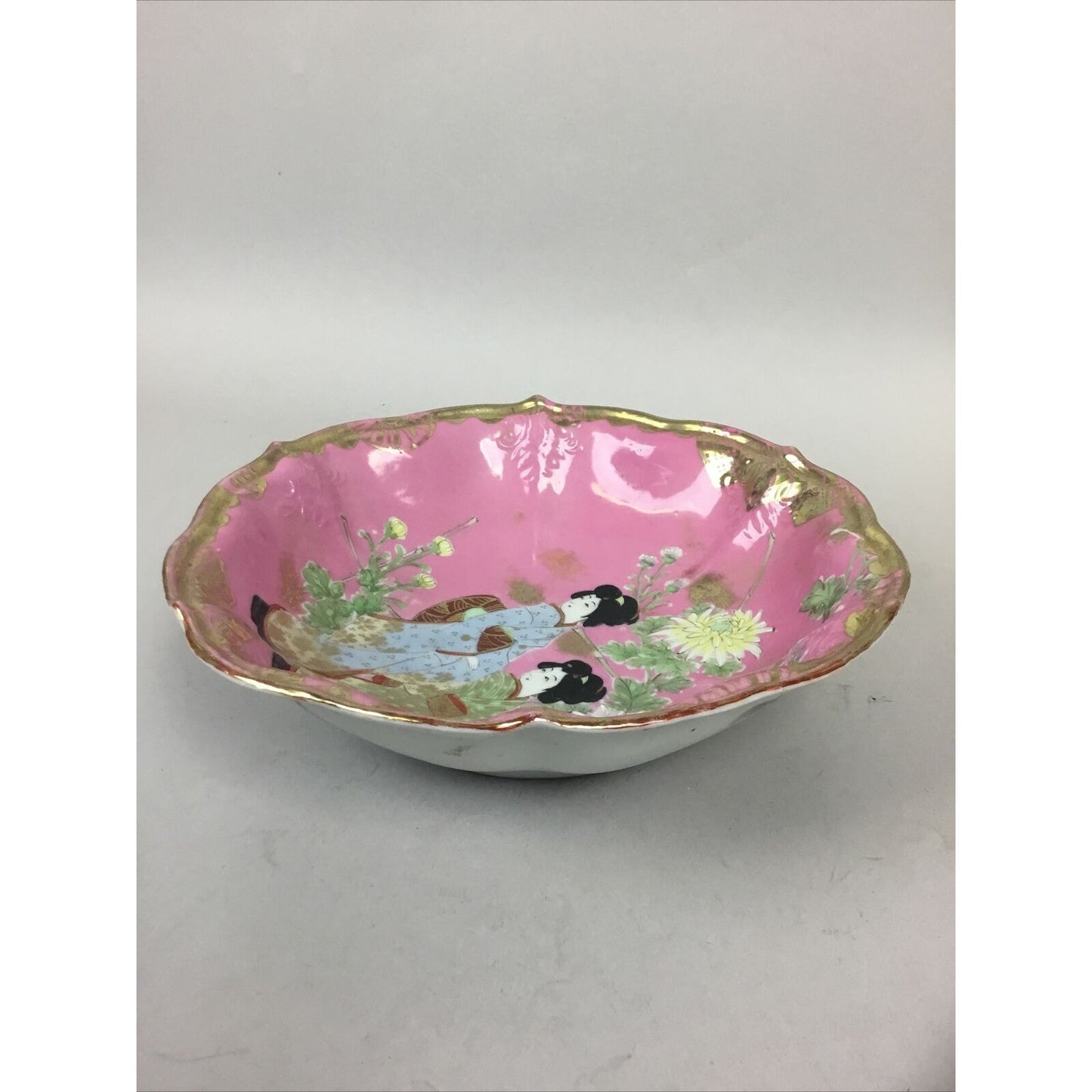 Antique Japenese People pink bowl with gold rim