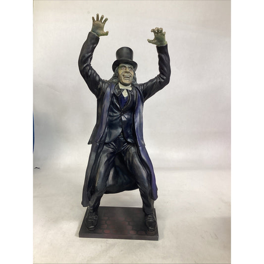 Vintage 1990 Screamin' London After Midnight Figure - 18.5”H - NOS