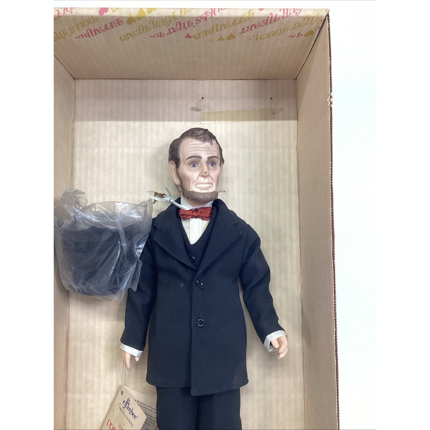 EFFANBEE ABRAHAM LINCOLN DOLL 7902 THE PRESIDENTS