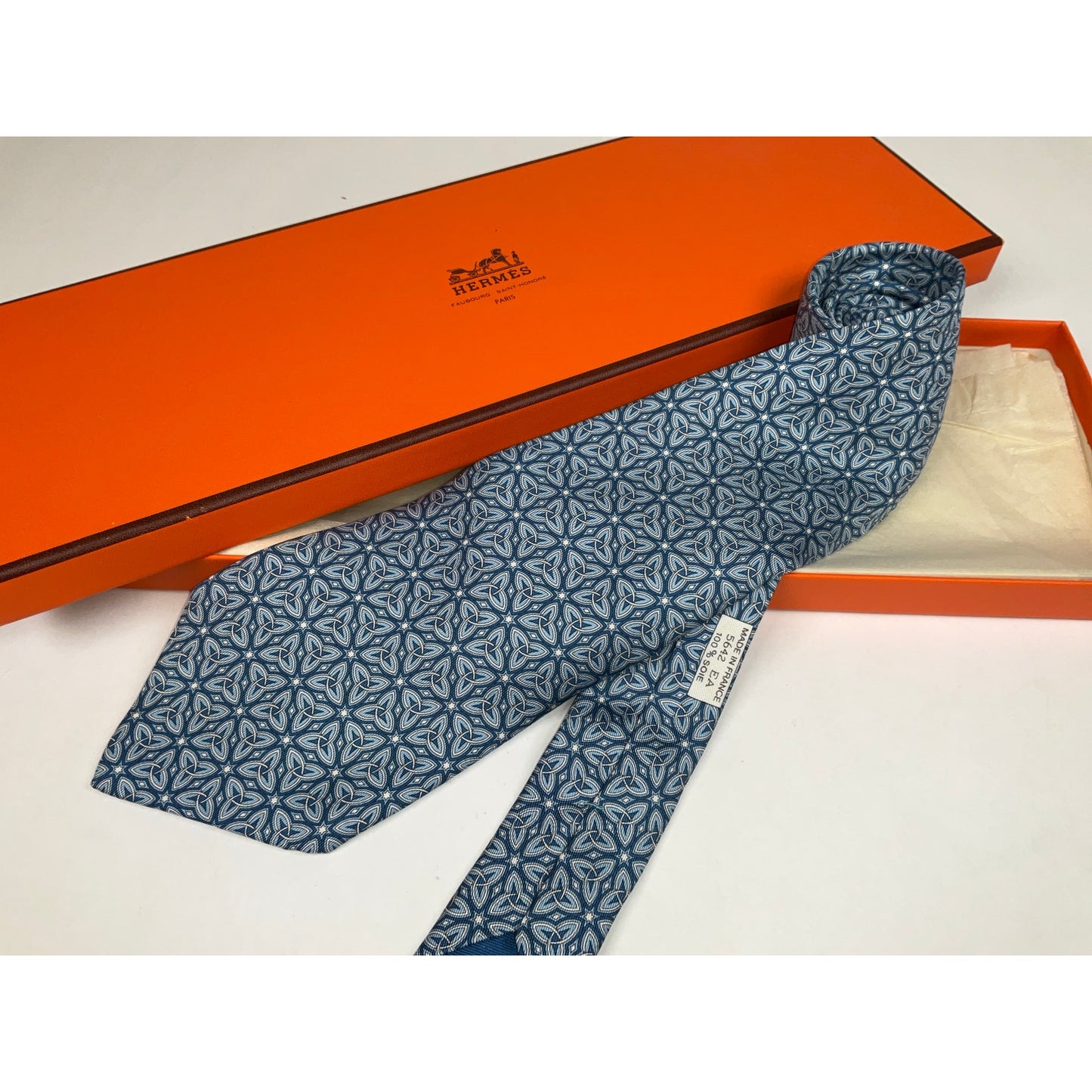 Men’s Hermès Trinity Tie REF: 5642 EA | No Box
