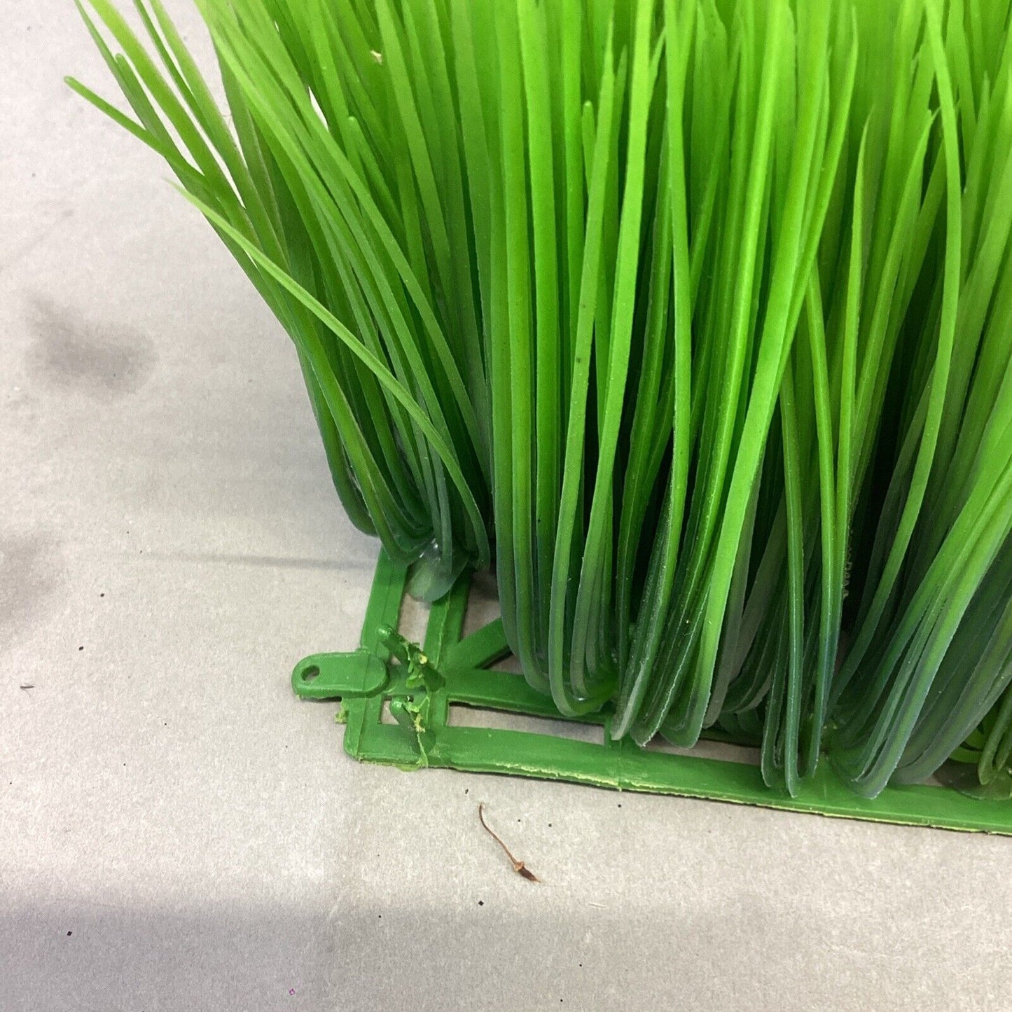 Lot Of 27 Fake Green Grass Decoration For Aquariums & More
