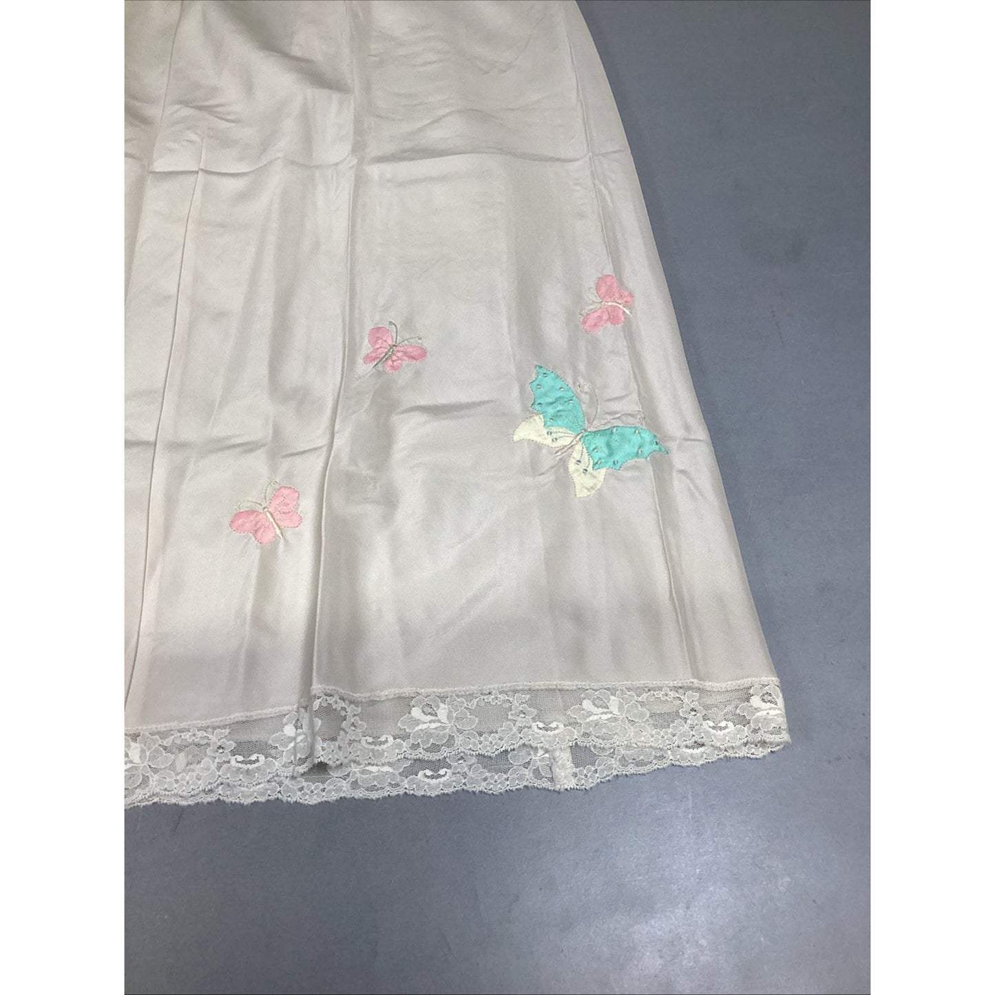 Beige Slip With Embroidered Butterflies - Large