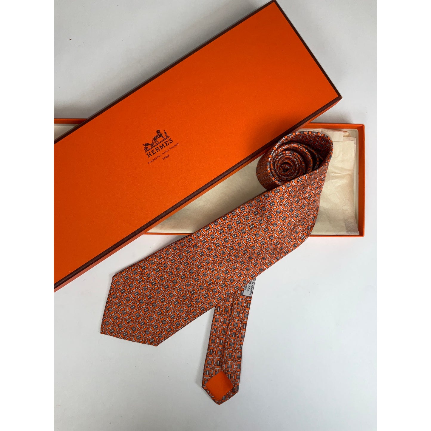 Men’s Hermès D-Ring Bit Tie REF: 5560 MA | No Box