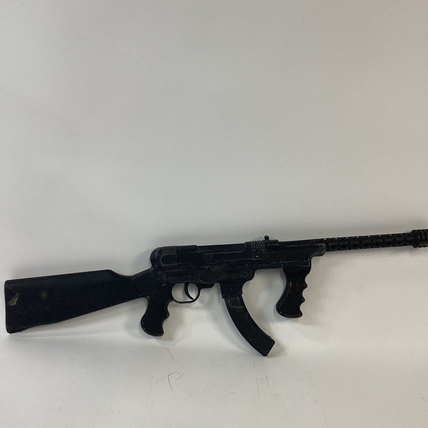 Vintage Commandos Automatic 25 Metal Toy Machine Gun - 27.5”L Heavy Cast Rifle