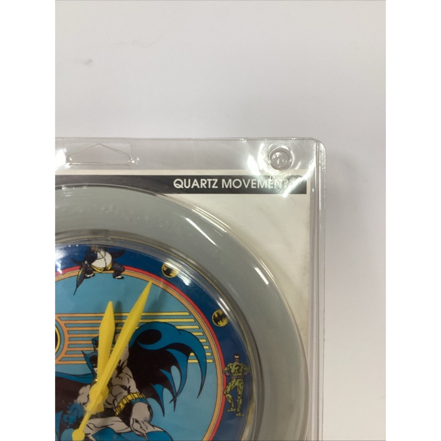 Vintage 1989 DC Comics Batman Le Wall Clock - Quartz Movement - NOS - 8.5”D