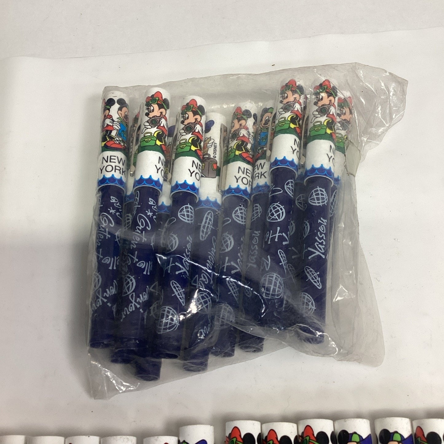 Large Lot Of 26 Disney Mickey Mouse & Minnie Mouse New York Souvenir Pens - New