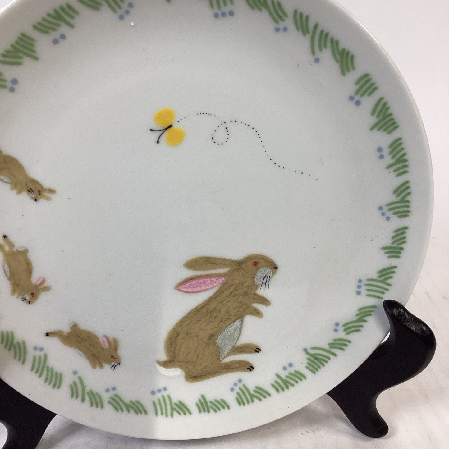 VTG Tajimi Japan Spring Rabbits Decorative Ceramic Dessert Plate - 7.25”D