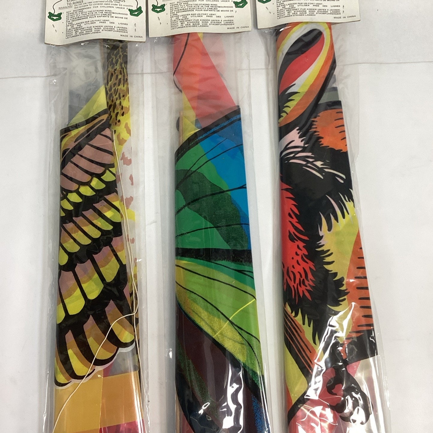 Set Of 3 Vintage Dual Control Kites - Easy To Assemble W/ 4Ft Tail