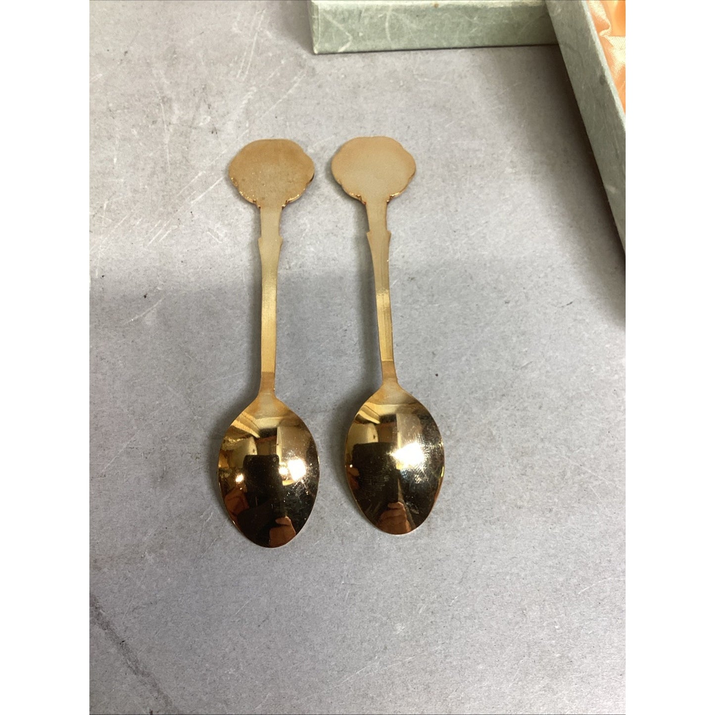 Set Of 4 - Korean - Souvenir Golden Spoons And Forks In Original Box