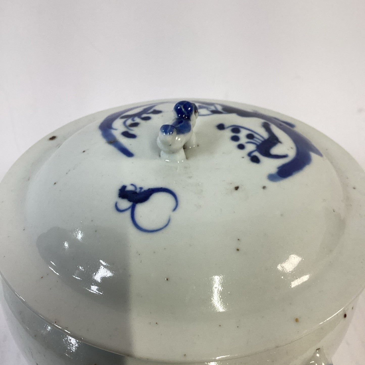 Antique 1851-1861 Chinese Blue And White Porcelain Kamcheng Covered Jar Qing Dyn