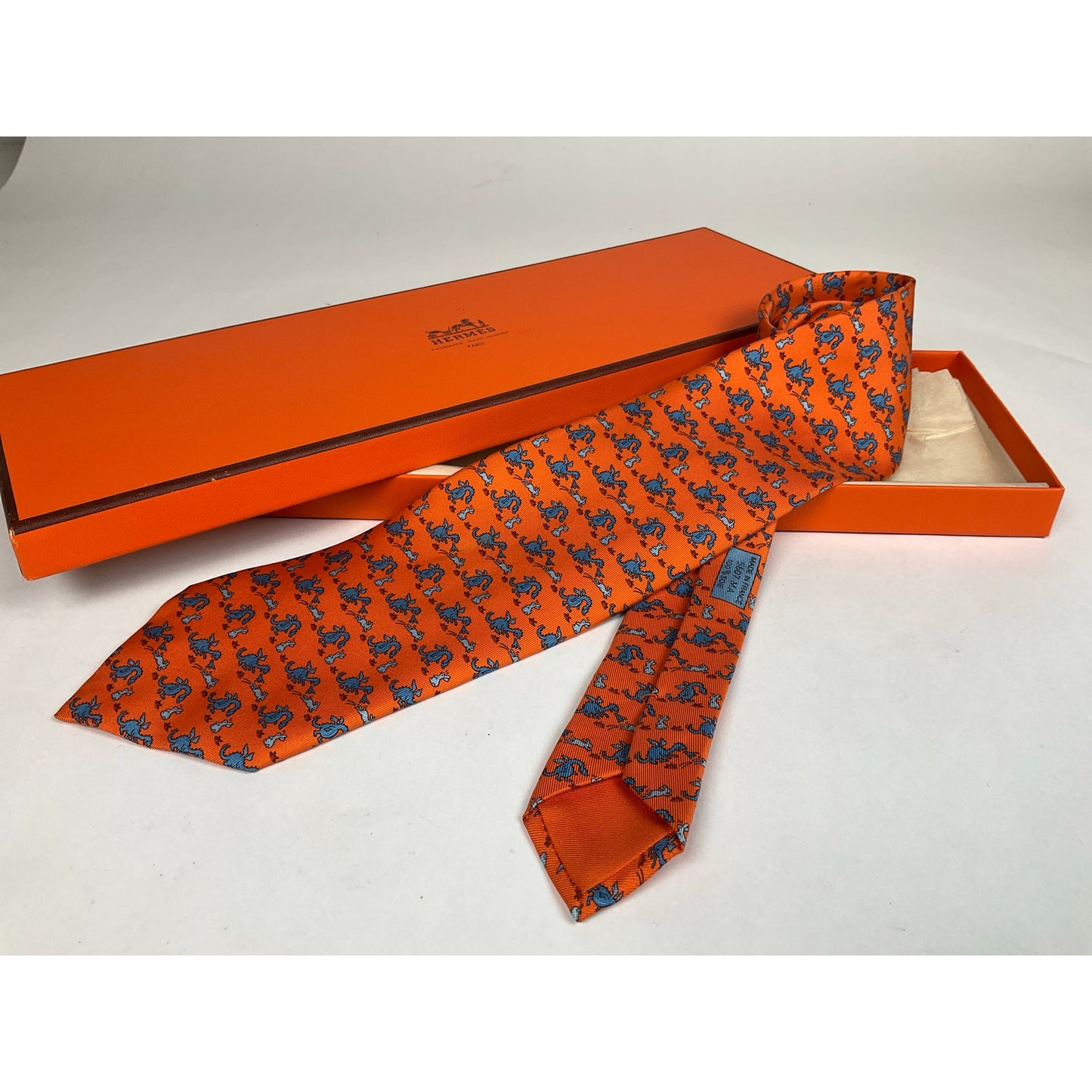 Men’s Hermès Fire Breathing Dragon Tie REF: 5607 MA | No Box