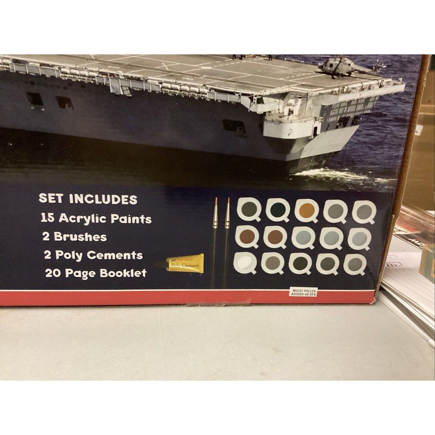 Airfix A14201 - HMS Illustrious - 1:350 Plastic Model Kit Ship - Open Box/Sealed