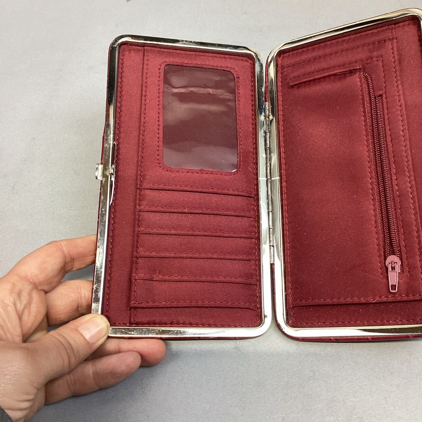 Vintage Women’s Red Alligator Skin Wallet (Cash/Coins/Cards)