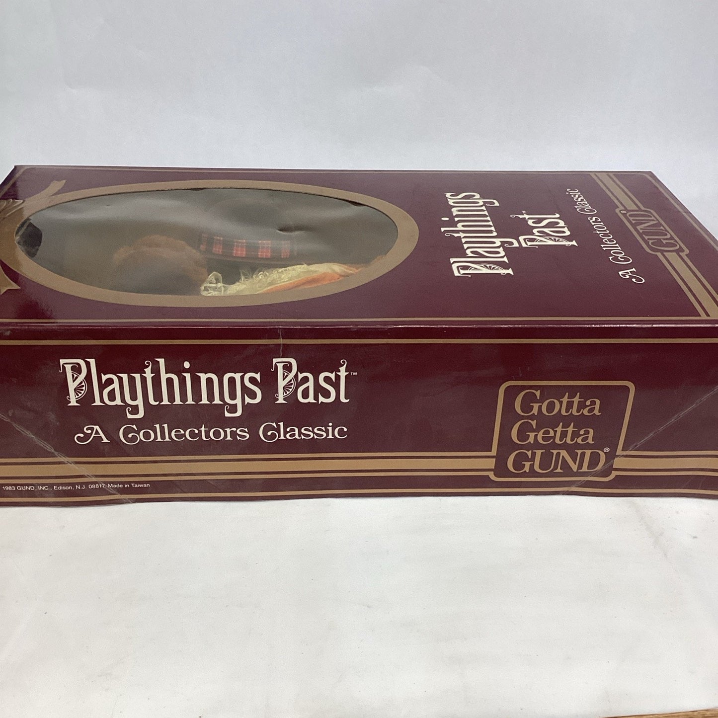 MOLLY, Gund Playthings Past #8120, 1983 NIB Collectors Classic - NOS