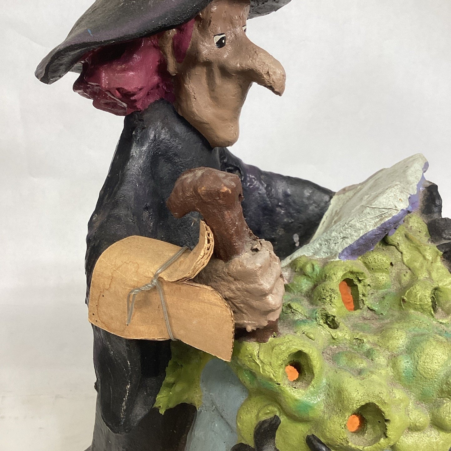 VTG NOS 90s Matrix Industries Halloween Witch Cauldron Lighted Foam Blow Mold