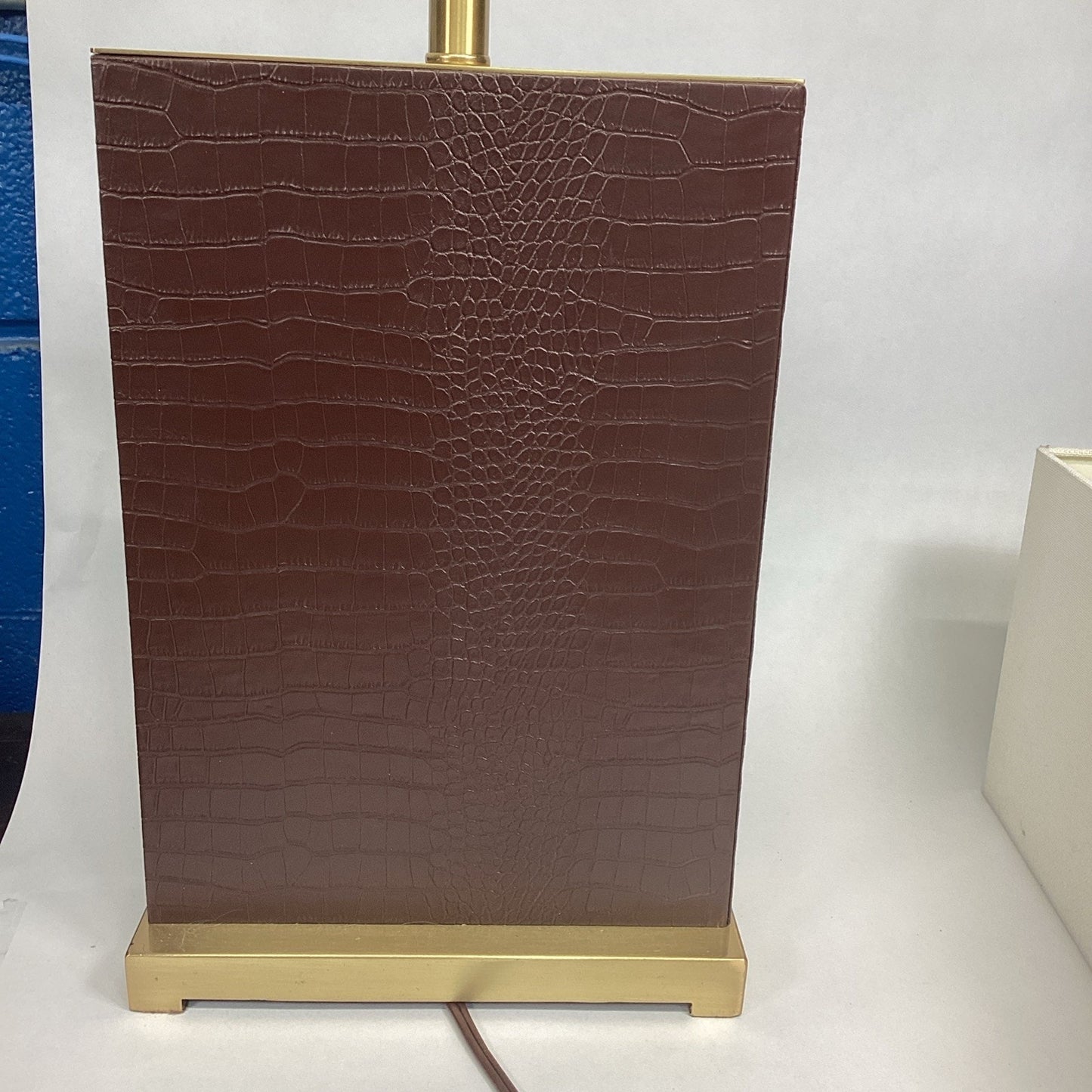 Safavieh Delia Brown Faux Crocodile Table Lamp W/ Shade