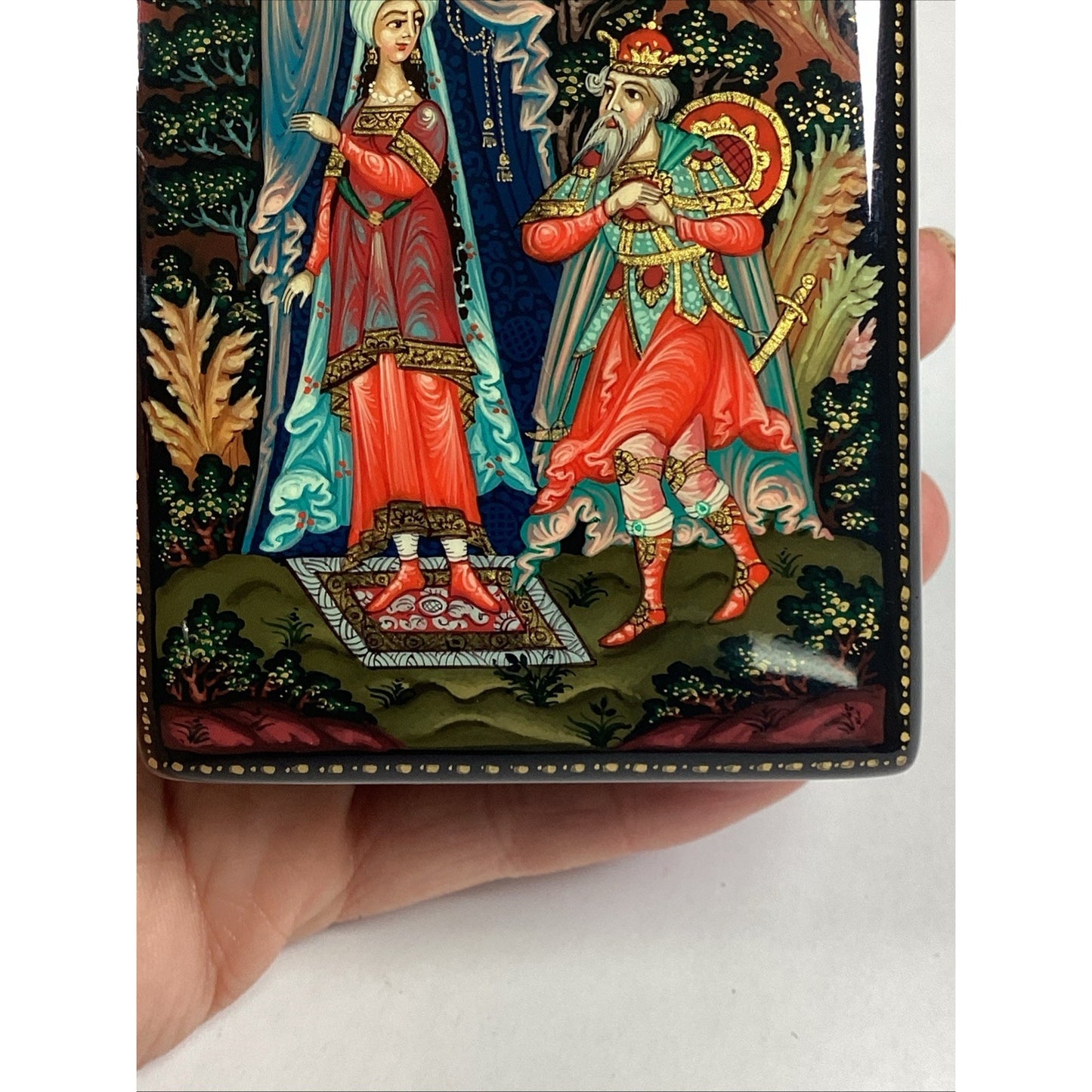Russian Lacquer Hand Painted Papier Mache Trinket Box