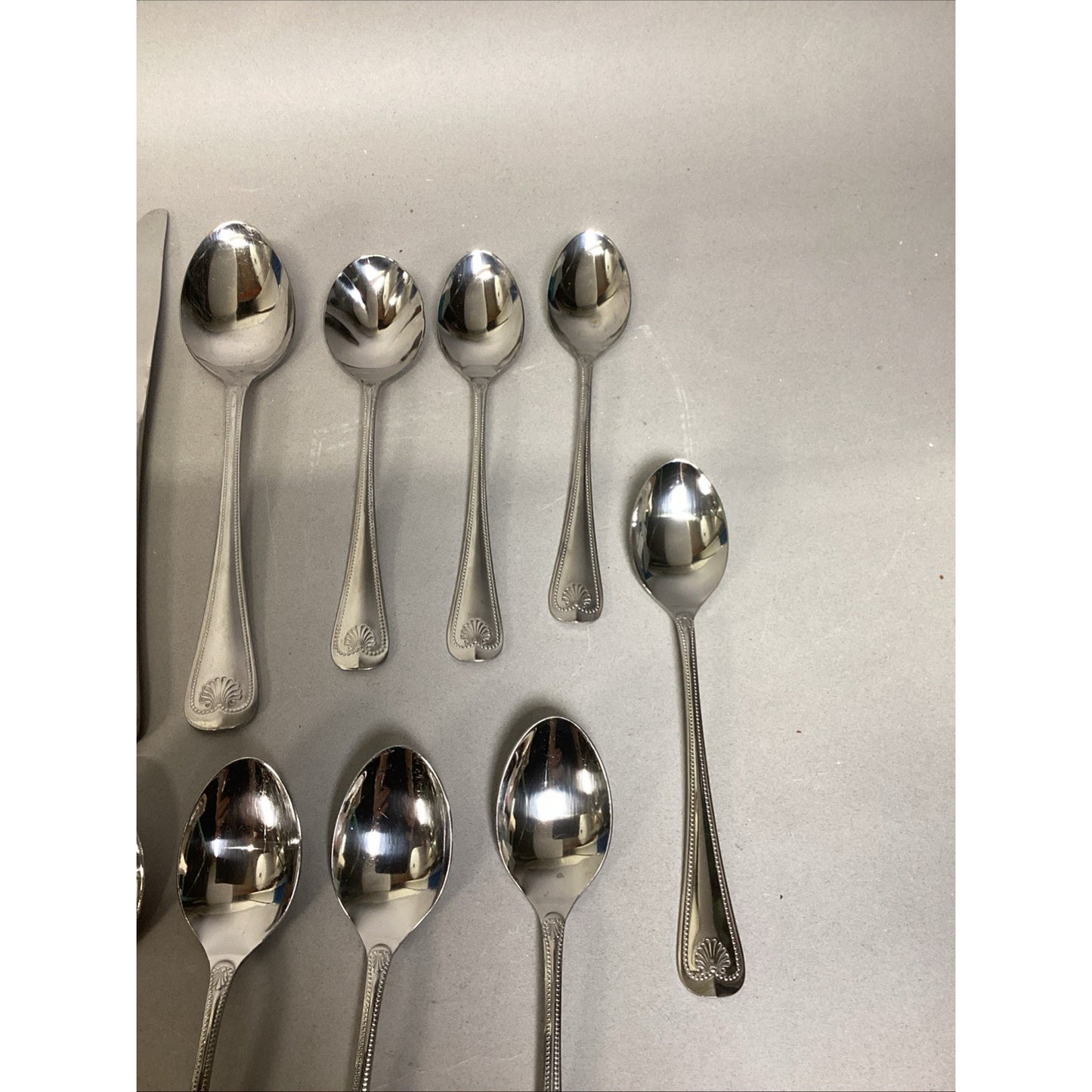 Set Of 34 - Supreme Cutlery Shell Interlace Stainless Japan Flatware Set