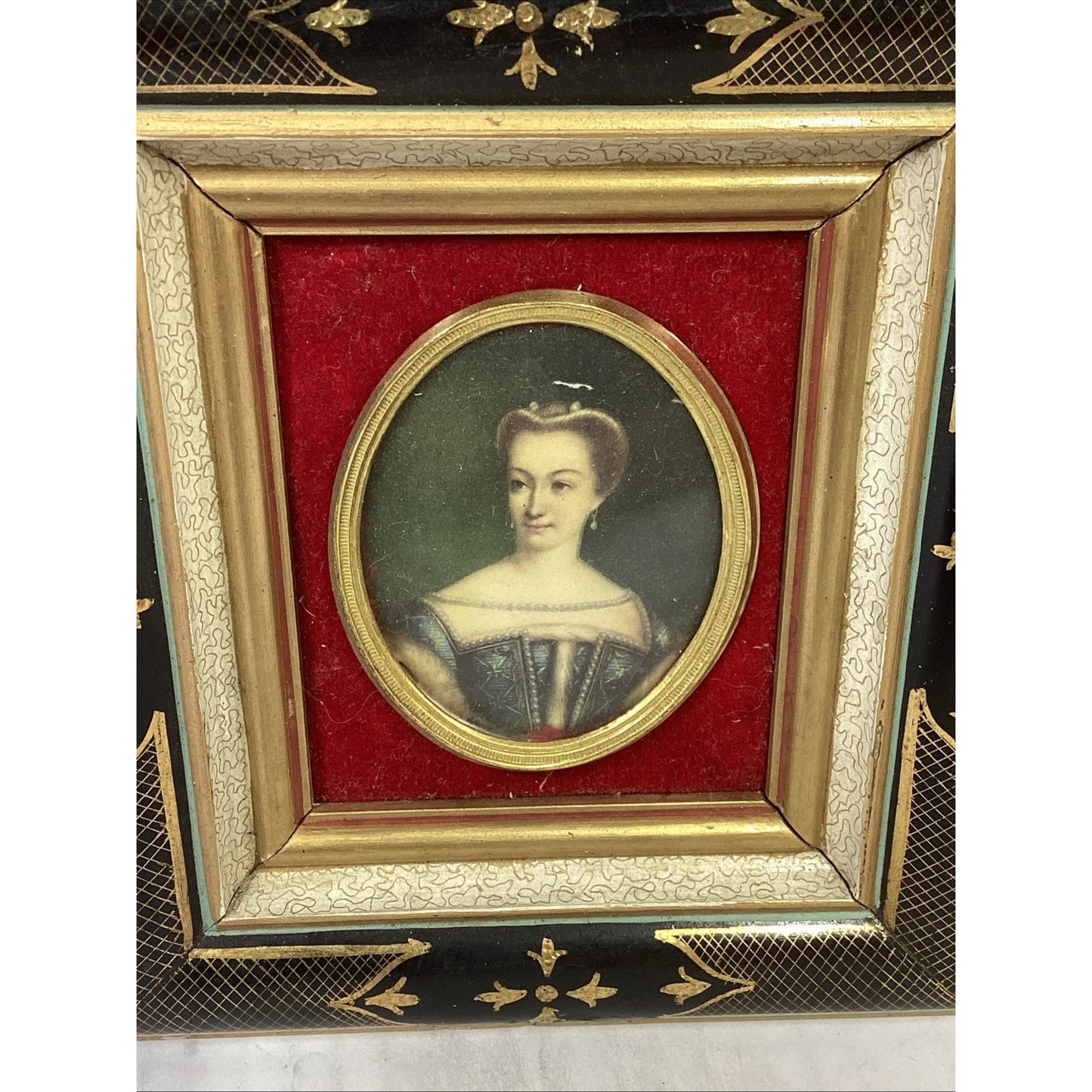 Dianne De Poitiers And Henri De Lorraine-Duque De Guisa Portraits In Frames