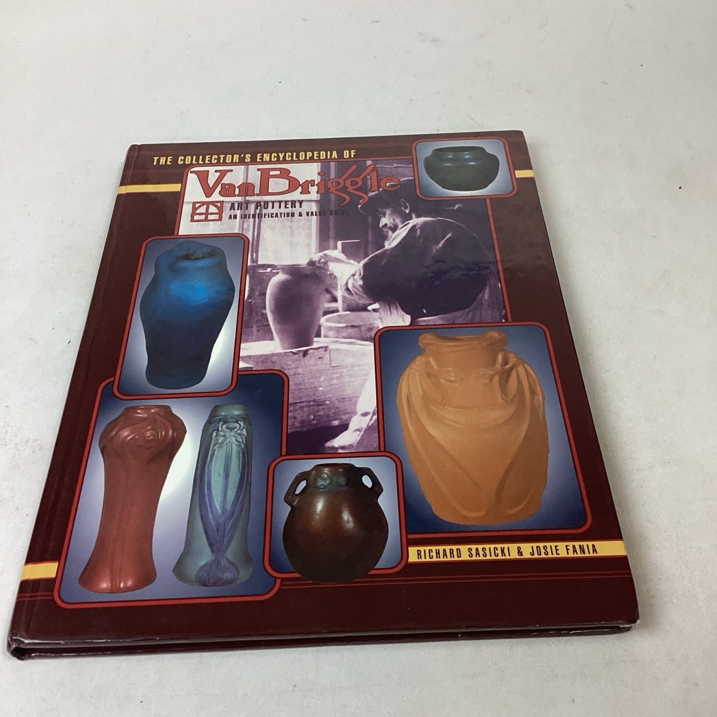 Encyclopedia Of Art Pottery Identification, Pottery/Porcelain Marks & Arts &