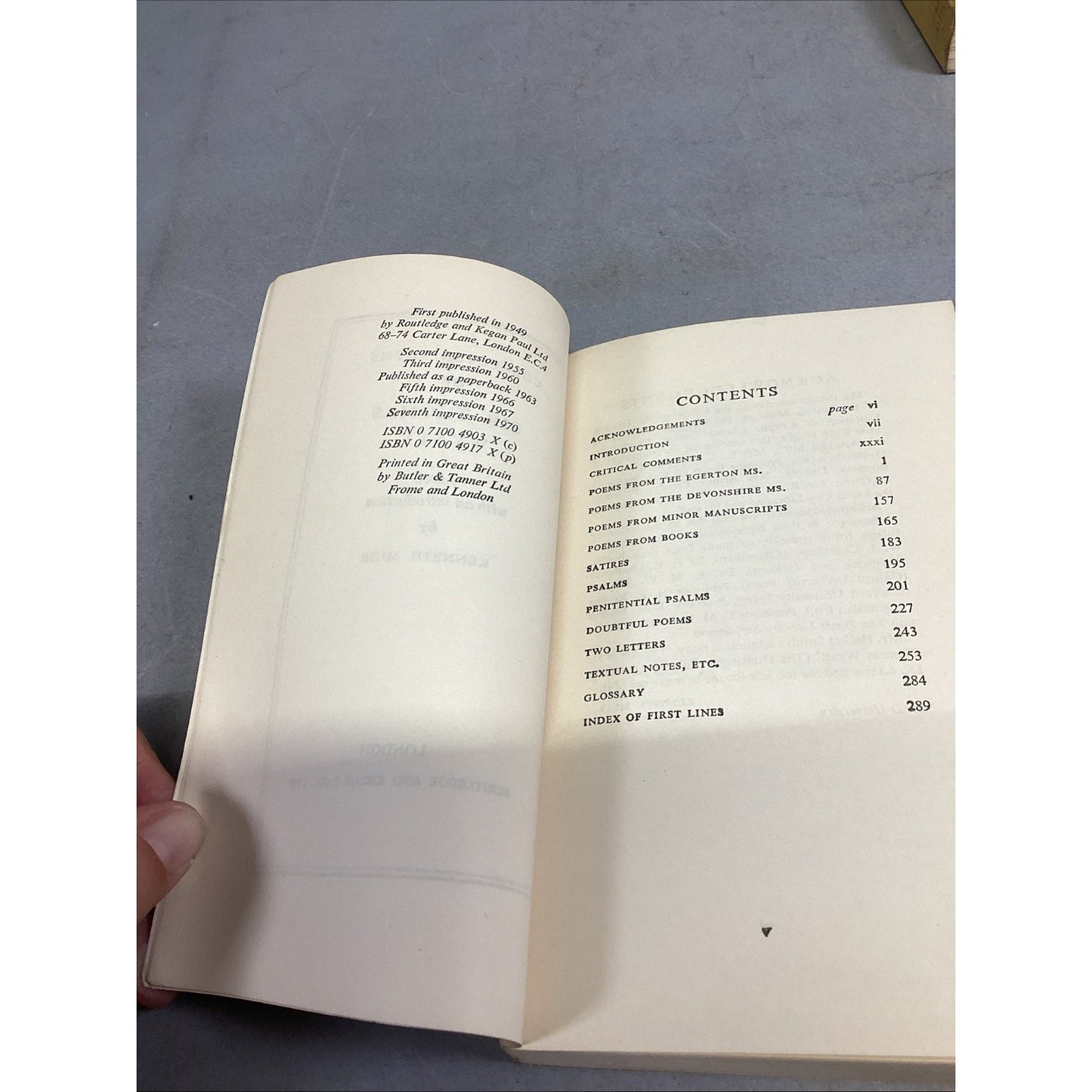 Collected Poems Of Sir Thomas Wyatt & Classic Theatre - Vol 1 - 6 Italian Plays