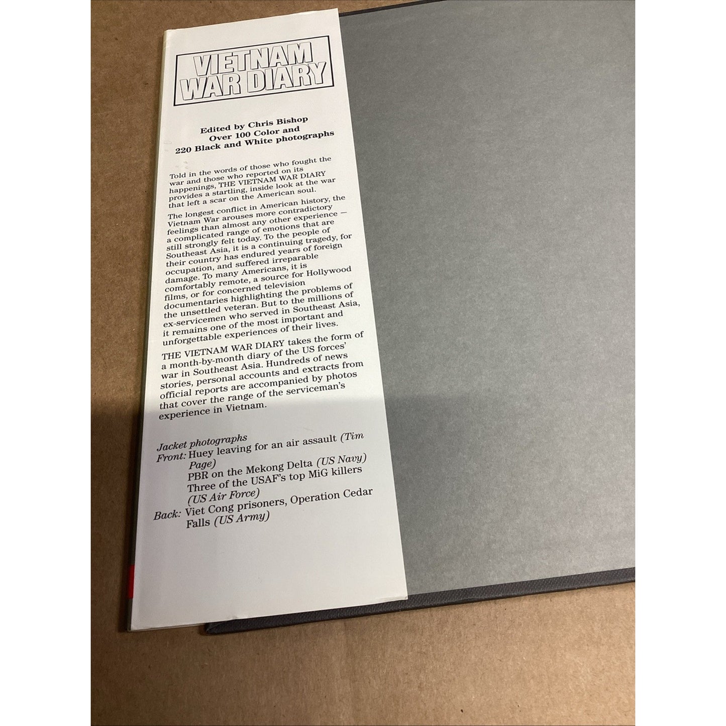1964-1975 Vietnam War Diary = The Month by Month Experiences of the US Forces