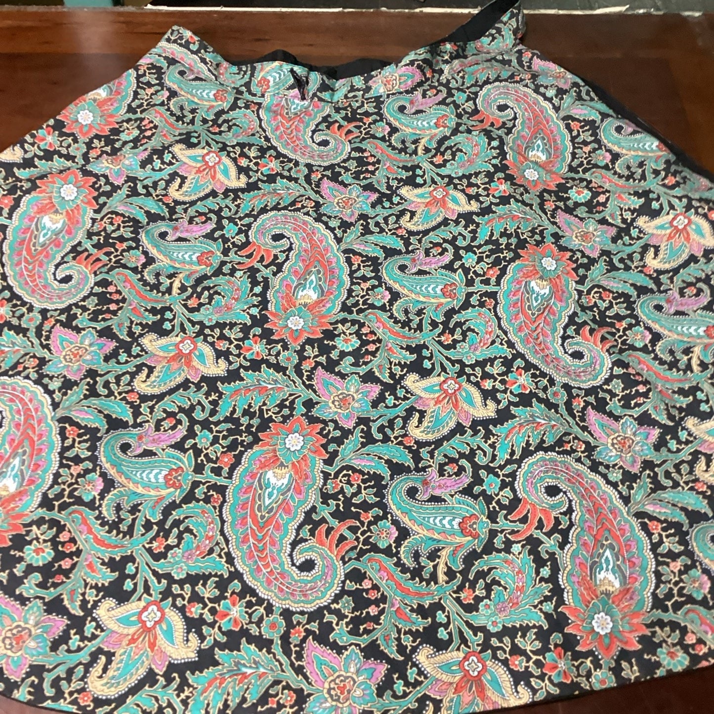 Women’s Multicolored Paisley Skirt - 36” Waist