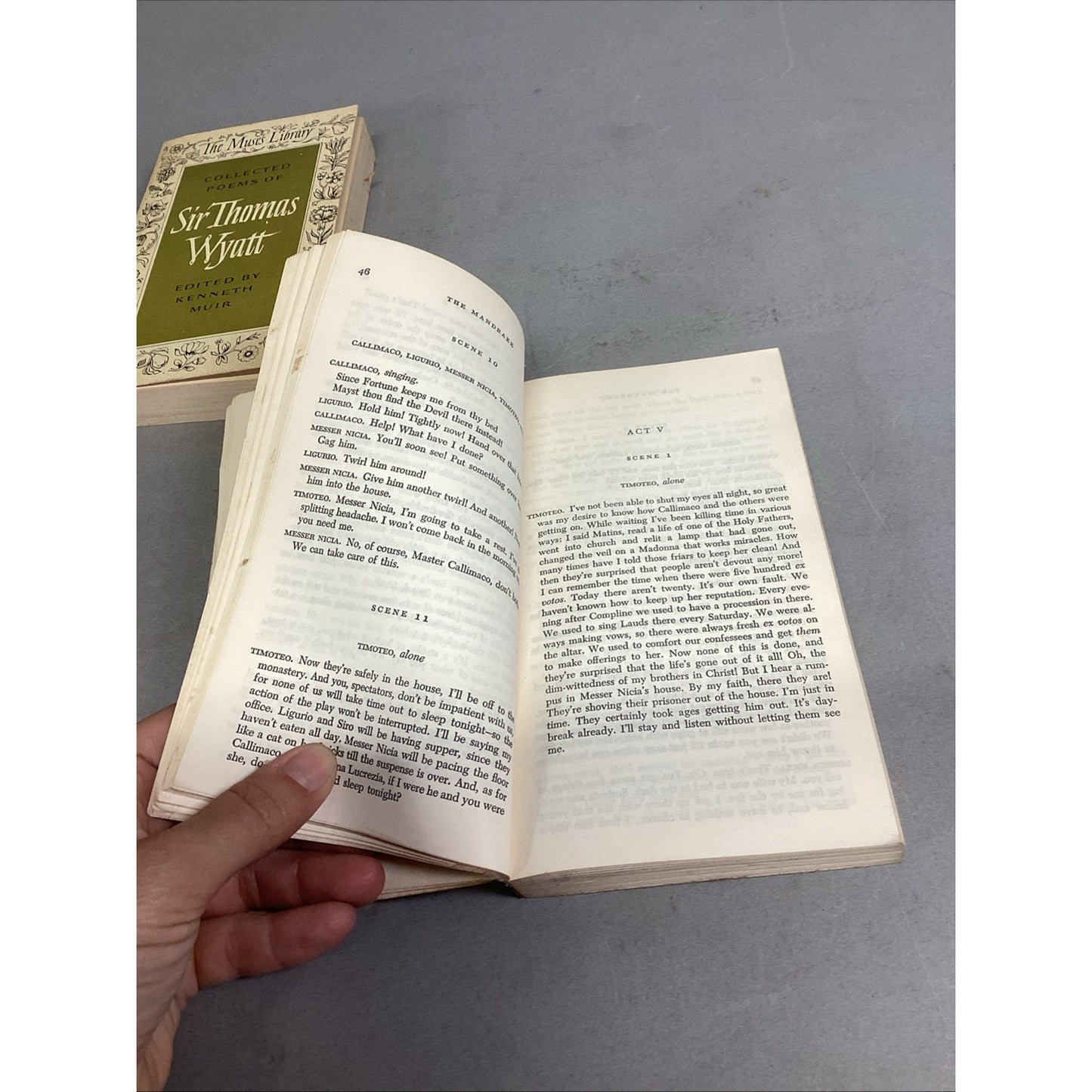 Collected Poems Of Sir Thomas Wyatt & Classic Theatre - Vol 1 - 6 Italian Plays