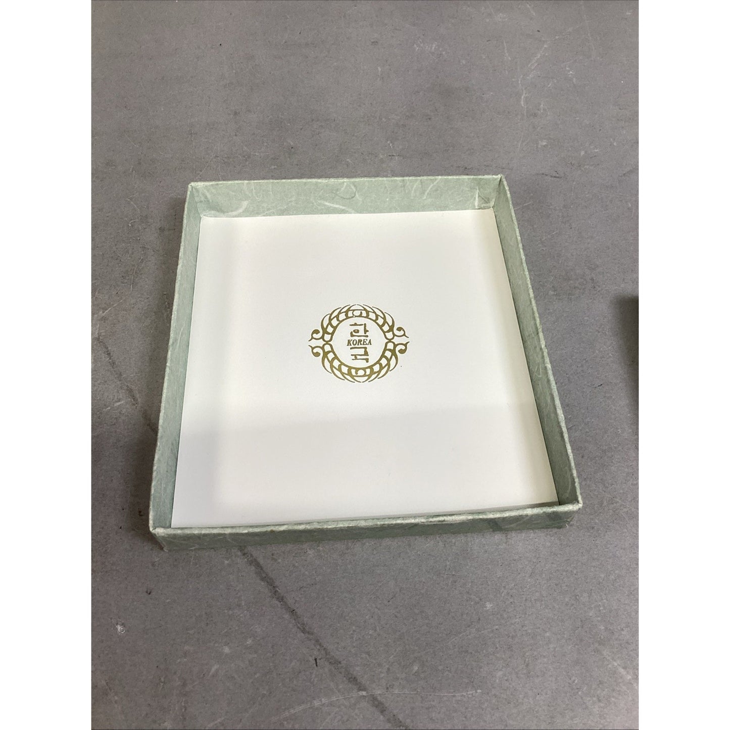 Set Of 4 - Korean - Souvenir Golden Spoons And Forks In Original Box