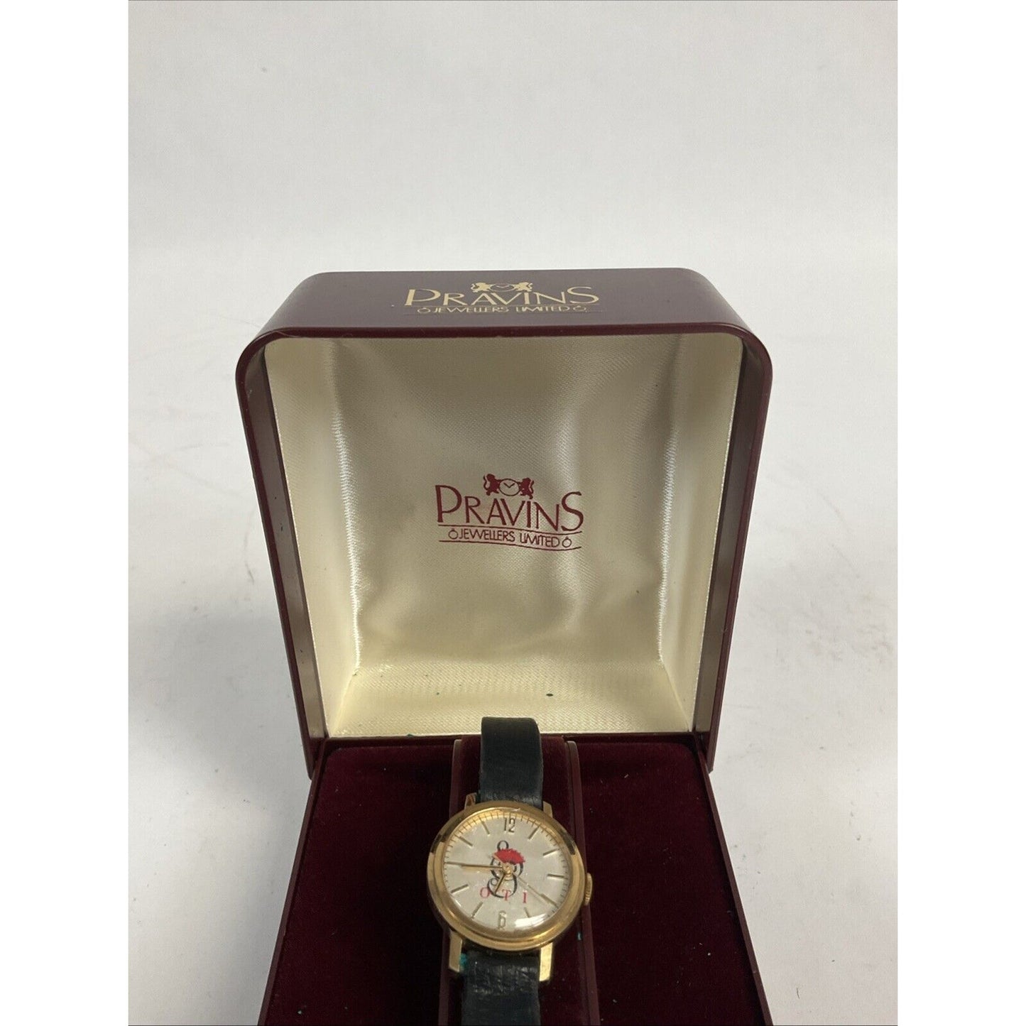 Pravins Jewelers Watch