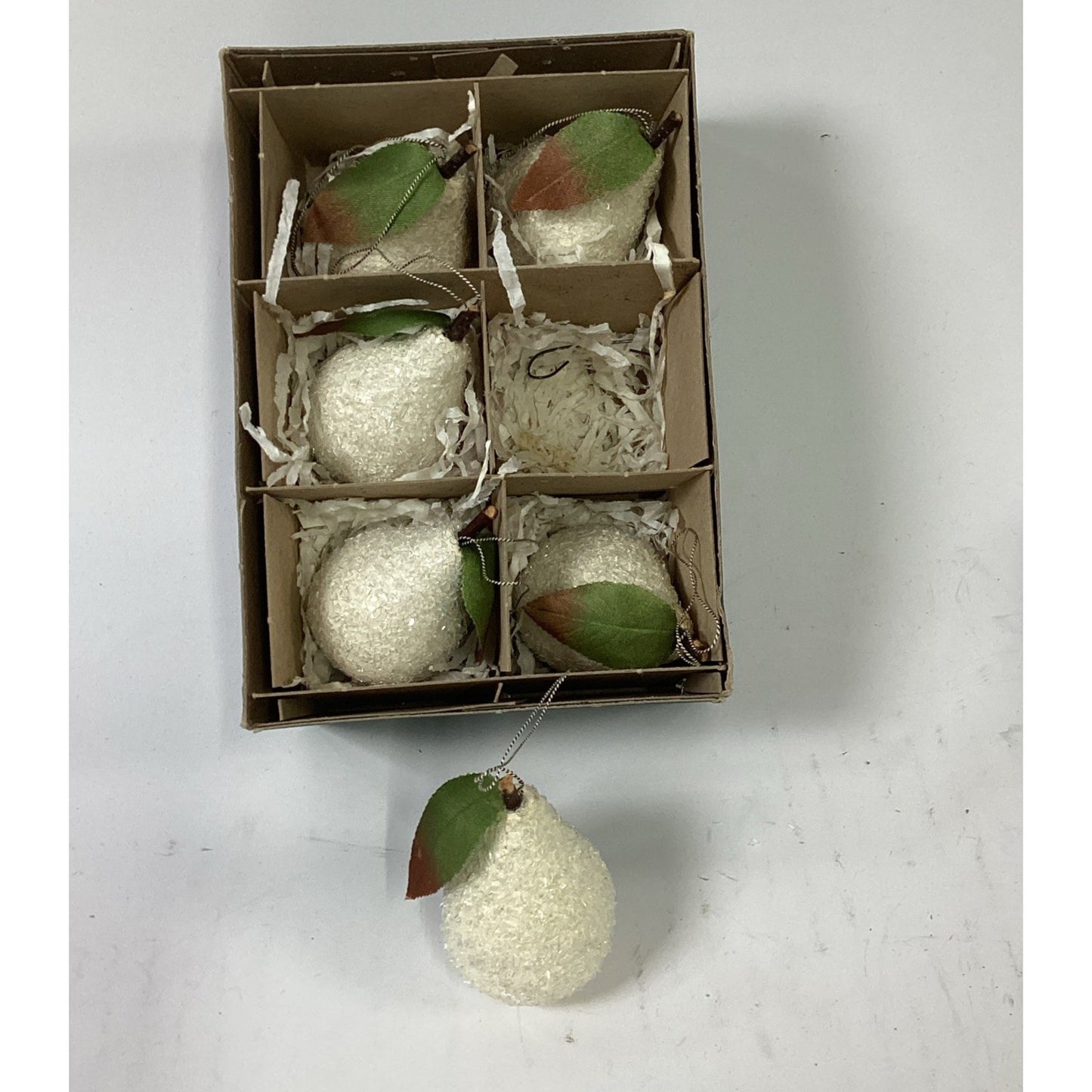Vintage Set Of 6 Christmas Snow Pear Ornaments In Original Box #704833