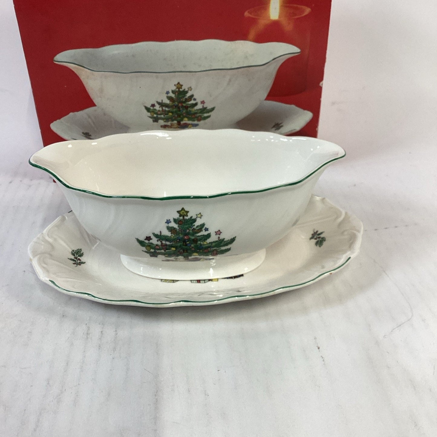 Nikko Christmas Tree Gravy Sauce Boat, Stand And Original Box