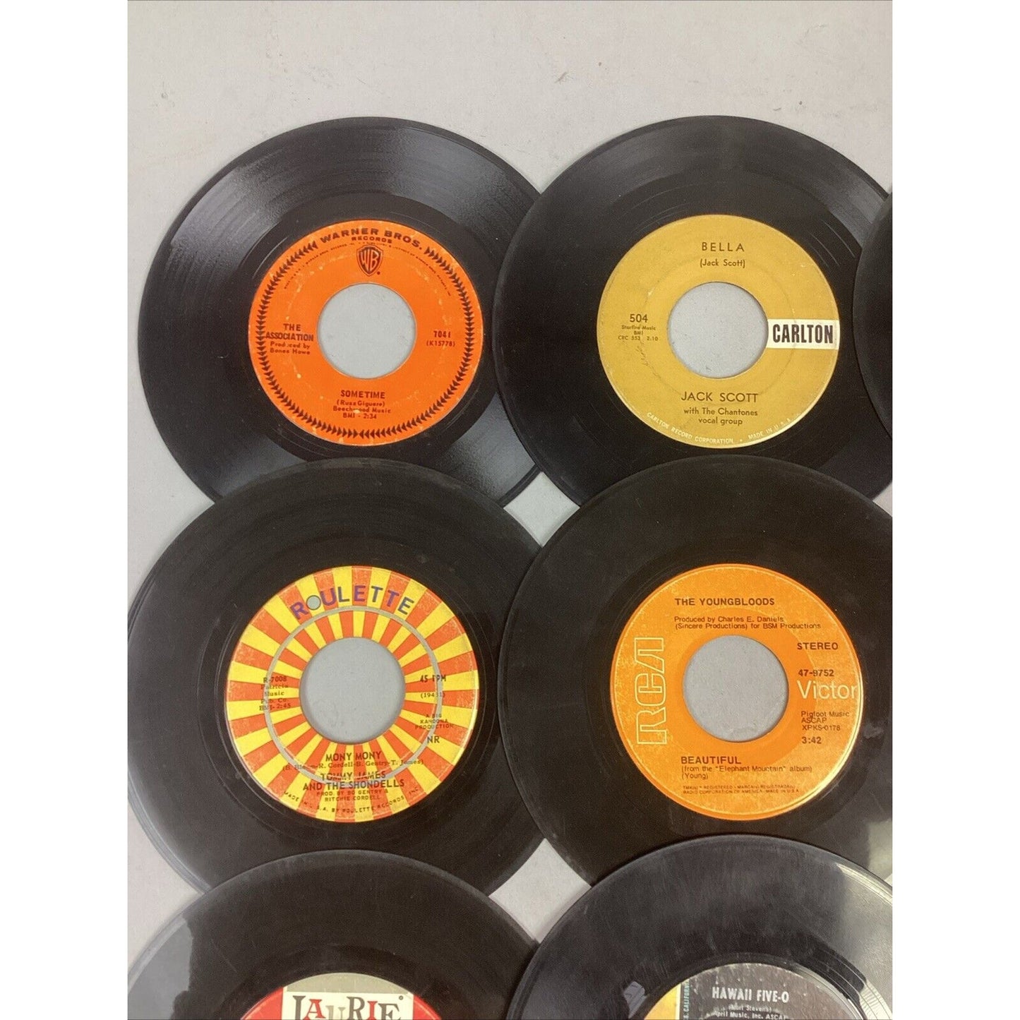 Lot Of 13 - 45’s Vinyls - Hawaii 5-0, Stingray, Johnny Rivers, Youngbloods,