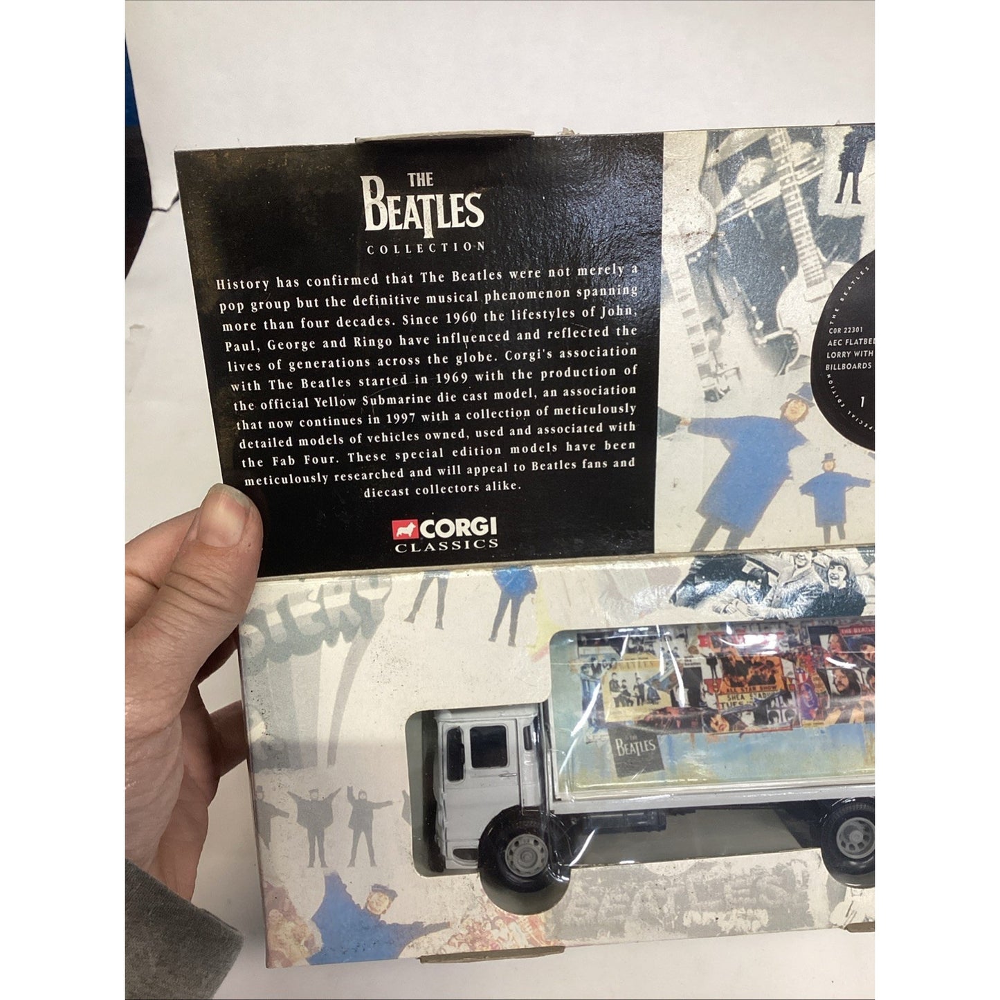 Corgi Classics Beatles Collection AEC 4 Wheel Flatbed Lorry NEW 1997