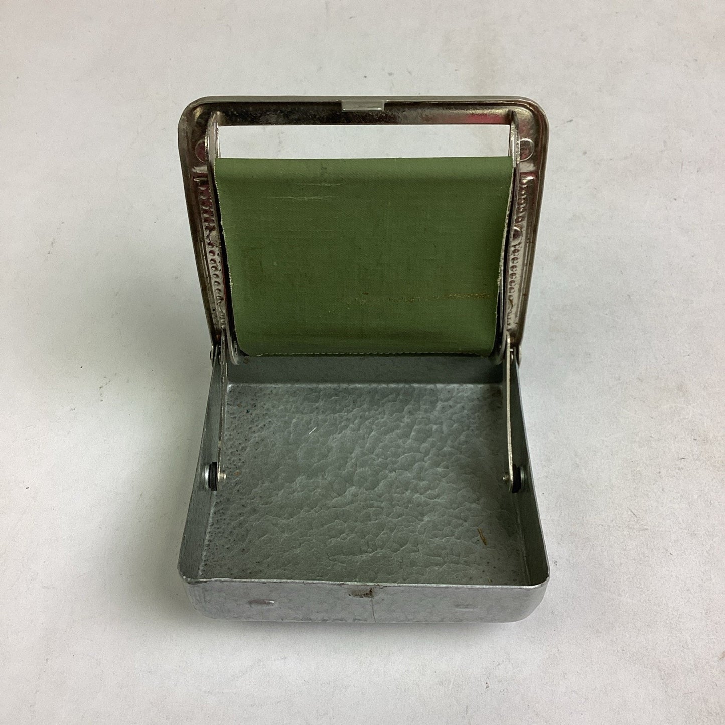 VTG EPAC Cigarette Rolling Device W/ Manual & Braunstein Freres Cigarette Paper