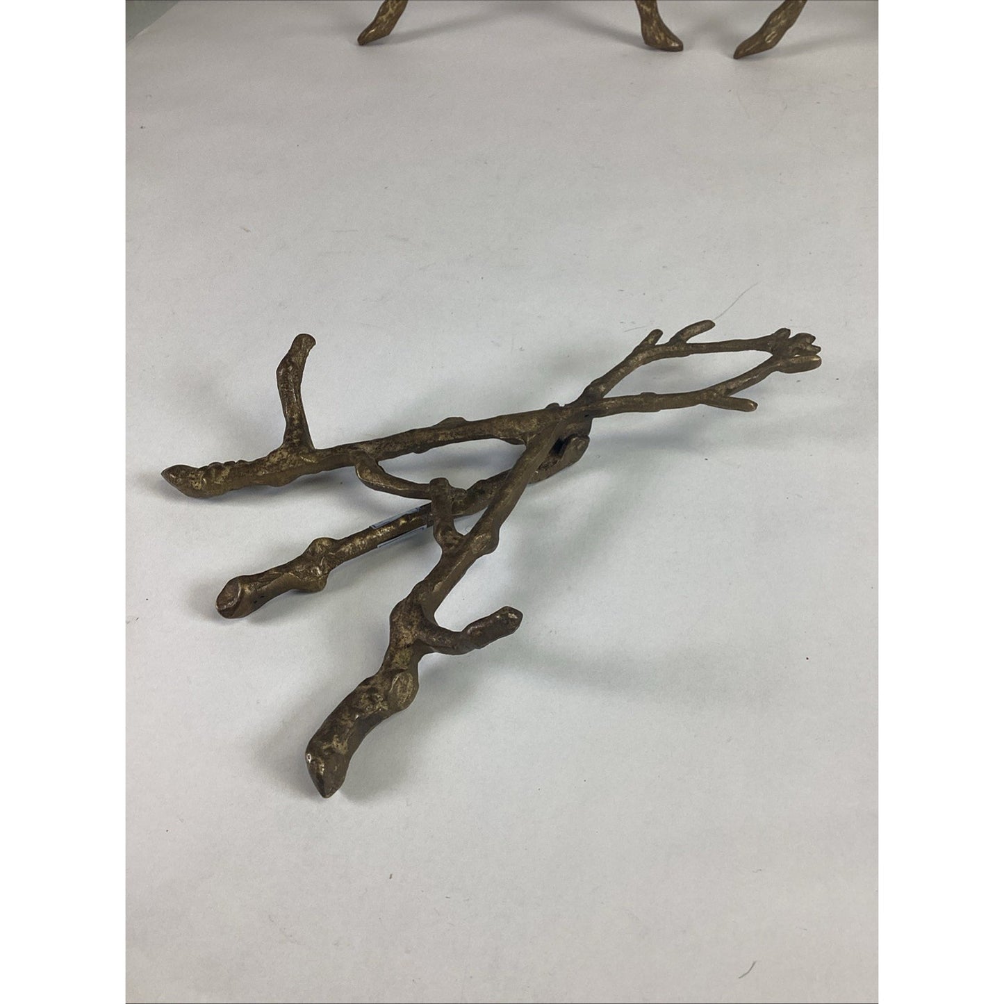 4 San Pacific Intl SPI Metal Gold Plate Pic Holder with Branches/Woodland Theme