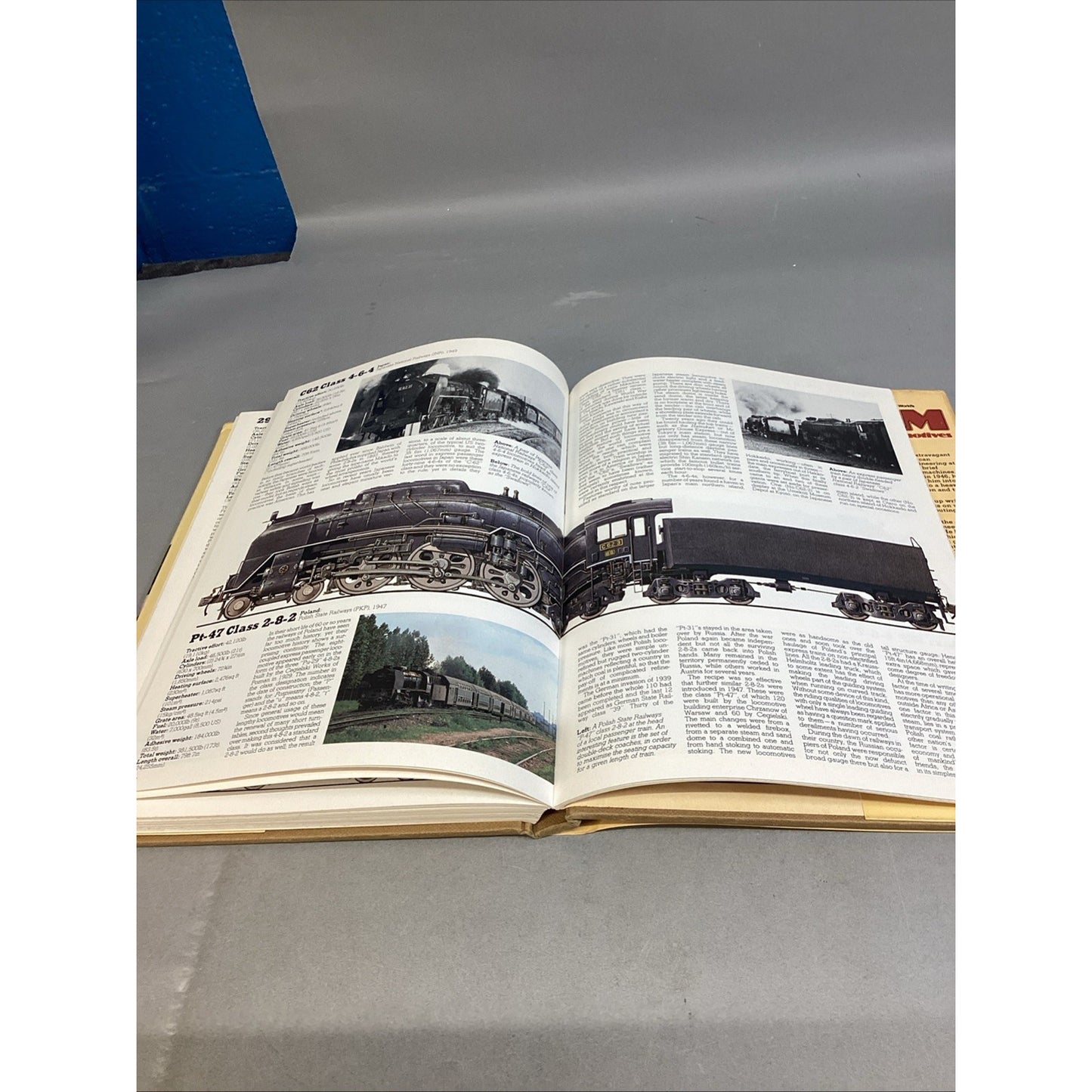 Illustrated Encyclopedia Of The World’s Steam Passenger Locomotives - 1982