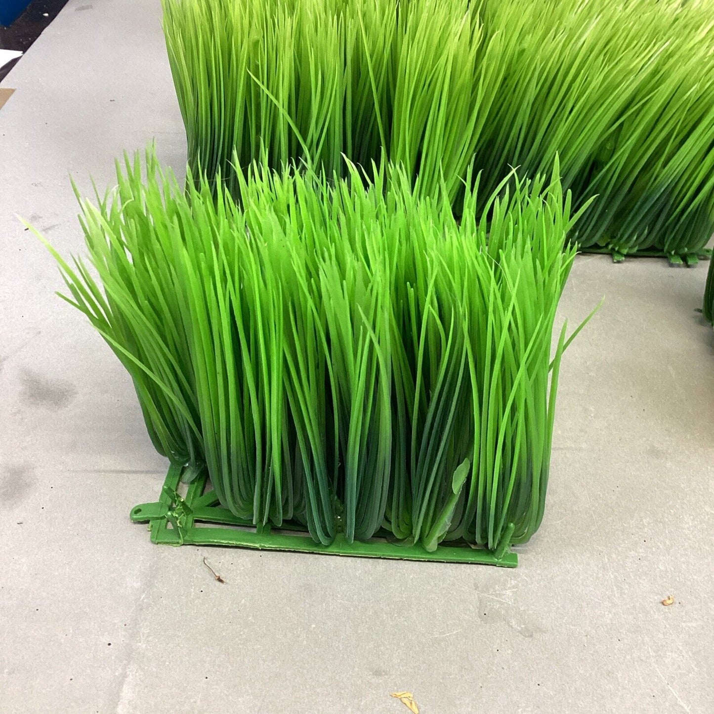Lot Of 27 Fake Green Grass Decoration For Aquariums & More
