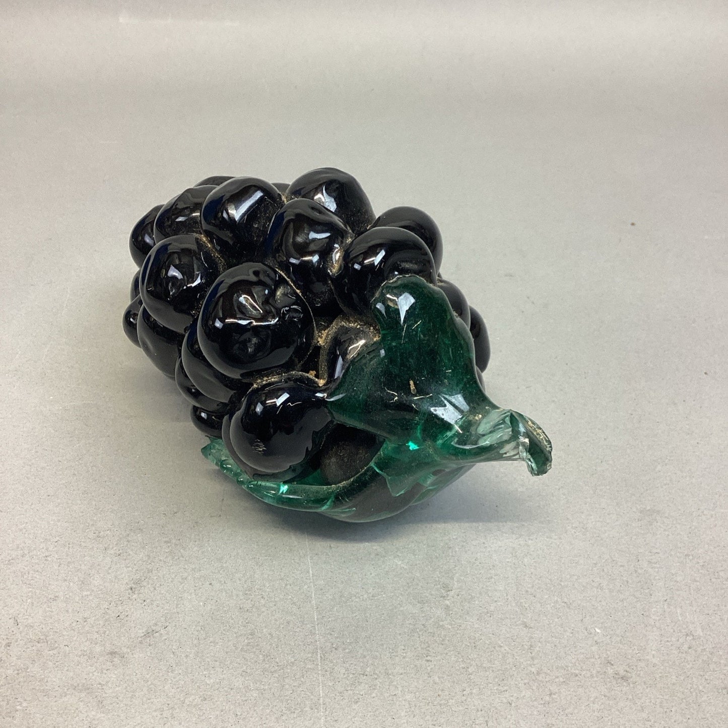 Hand Blown Glass Purple Grapes & Emerald Green Stem & Leaf Paper Weight - 7.25”L