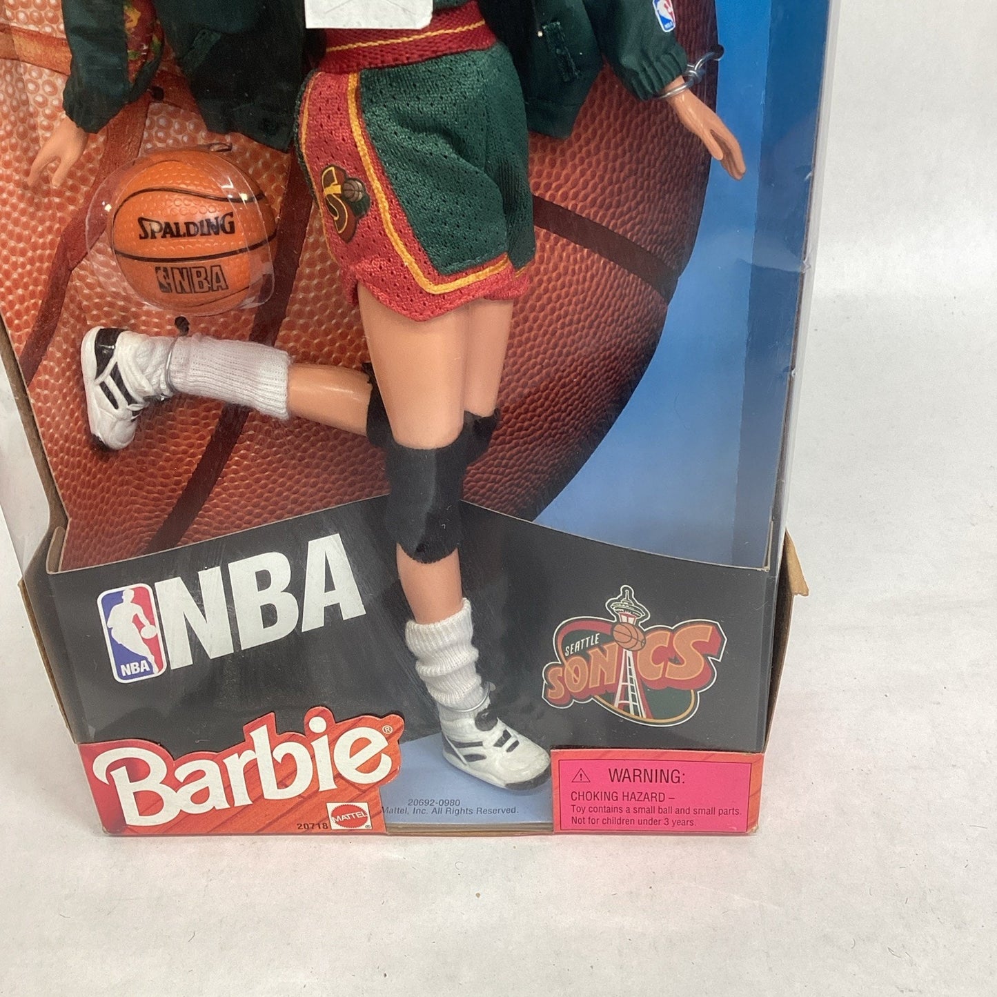 Barbie Doll Seattle Sonics Basketball 1998 Mattel # 20718 NOS NBA Team Uniform