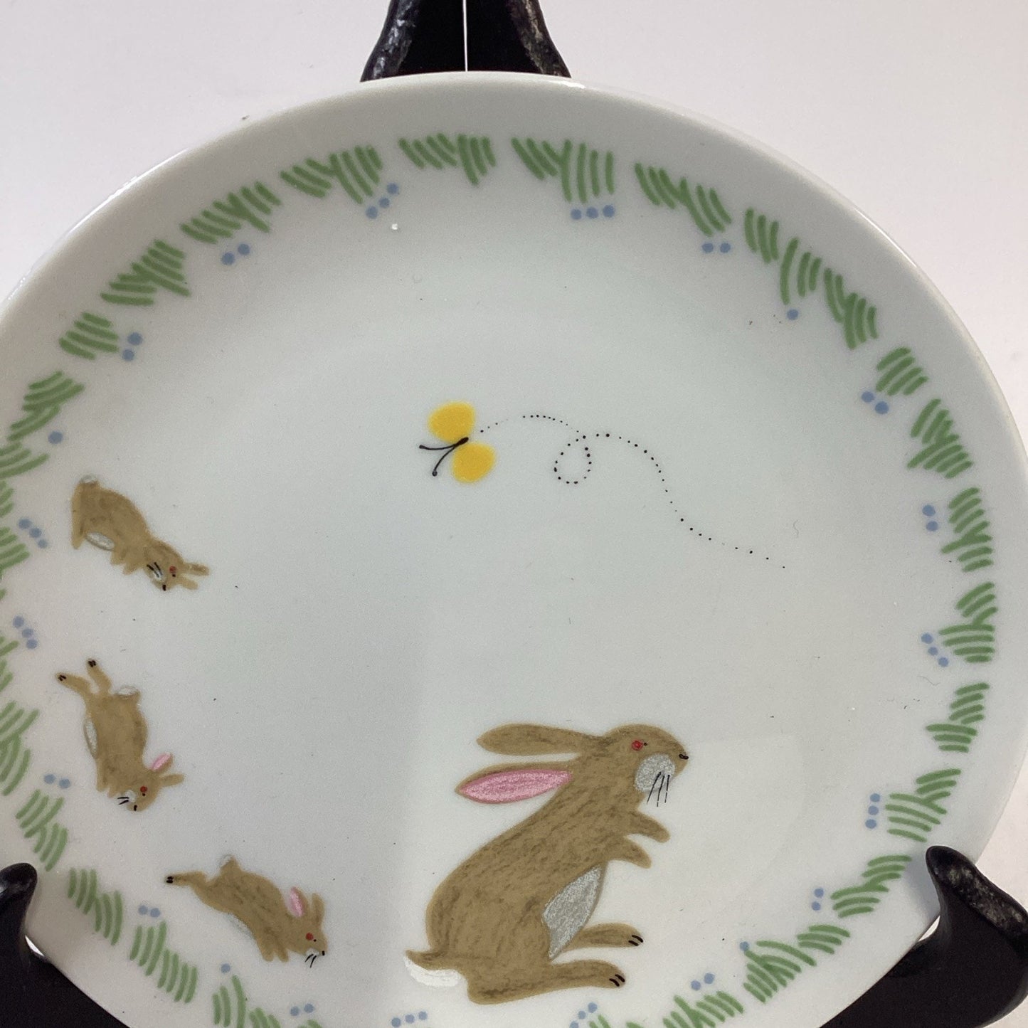VTG Tajimi Japan Spring Rabbits Decorative Ceramic Dessert Plate - 7.25”D