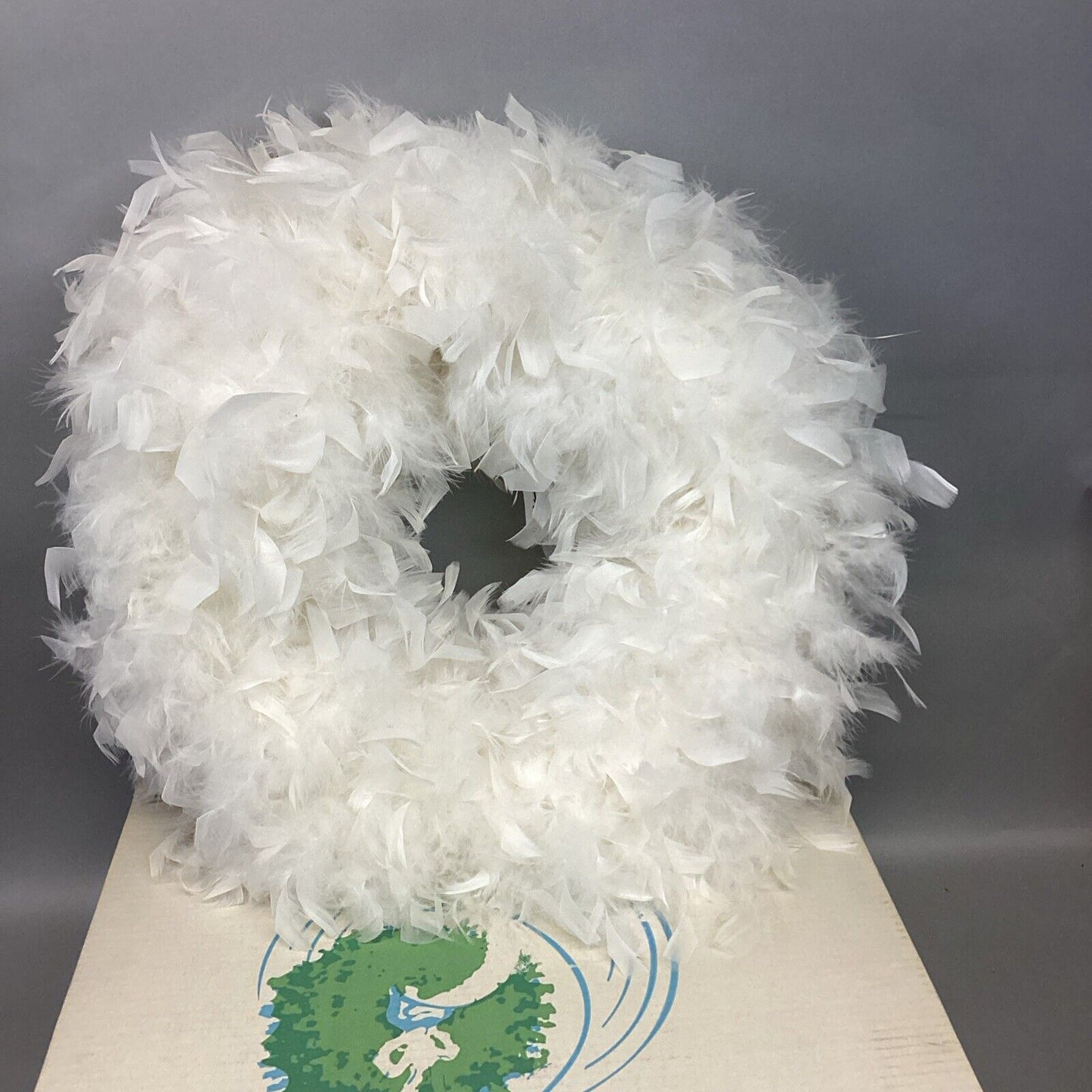 Vintage Indoor/Outdoor Christmas Feather Wreath W/ Box & 2 Bows
