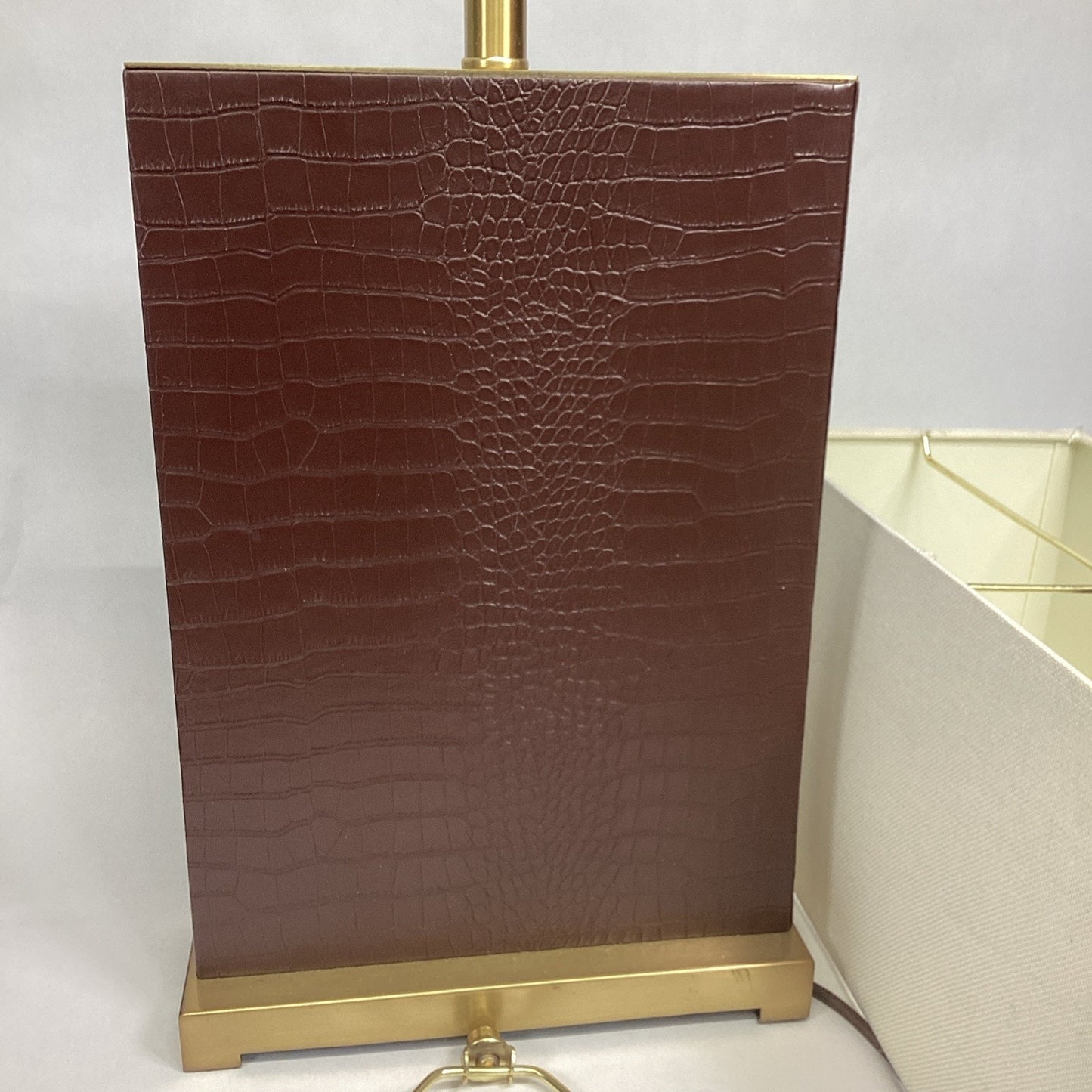 Safavieh Delia Brown Faux Crocodile Table Lamp W/ Shade