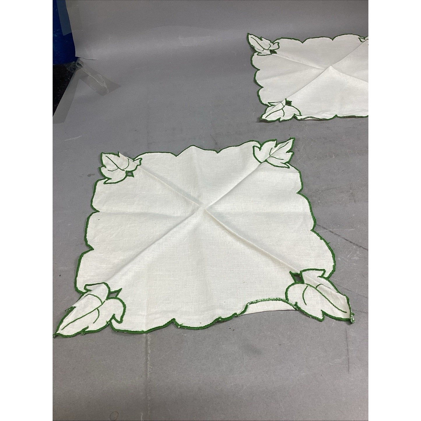 Set Of 6 Embroidered Green Leaf Linen Placemats - Vintage
