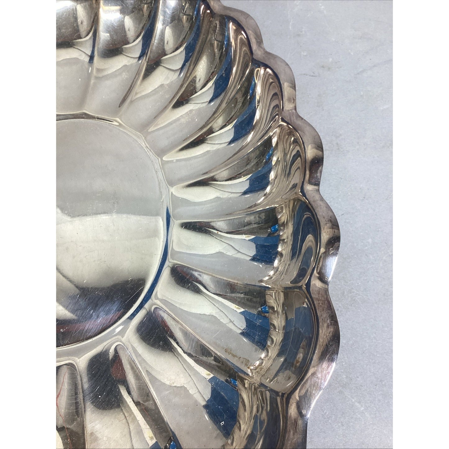 Reed & Barton #110 Holiday 15x11x2 Inch Scalloped Silver Plated Dish
